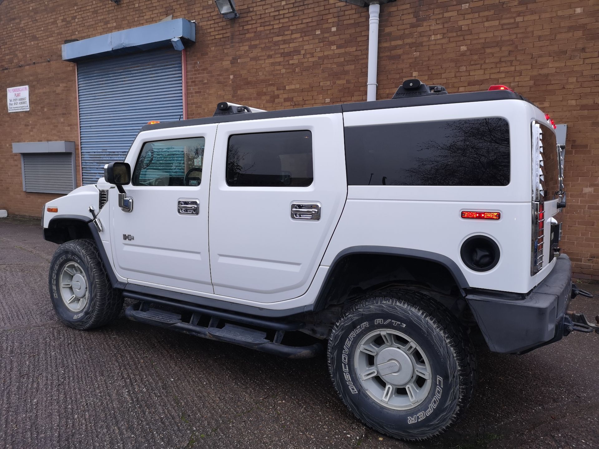 White Hummer H2, 2003 4 x 4 (no vat) SEATS JUST DONE IN RED LEATHER ( NO VAT) - Image 6 of 17