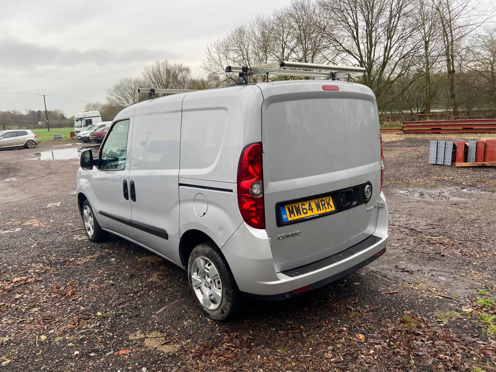 2014/64 REG VAUXHALL COMBO 2000 L1H1 CDTI S/S SPORT 1.25 DIESEL SILVER PANEL VAN *PLUS VAT* - Image 5 of 10