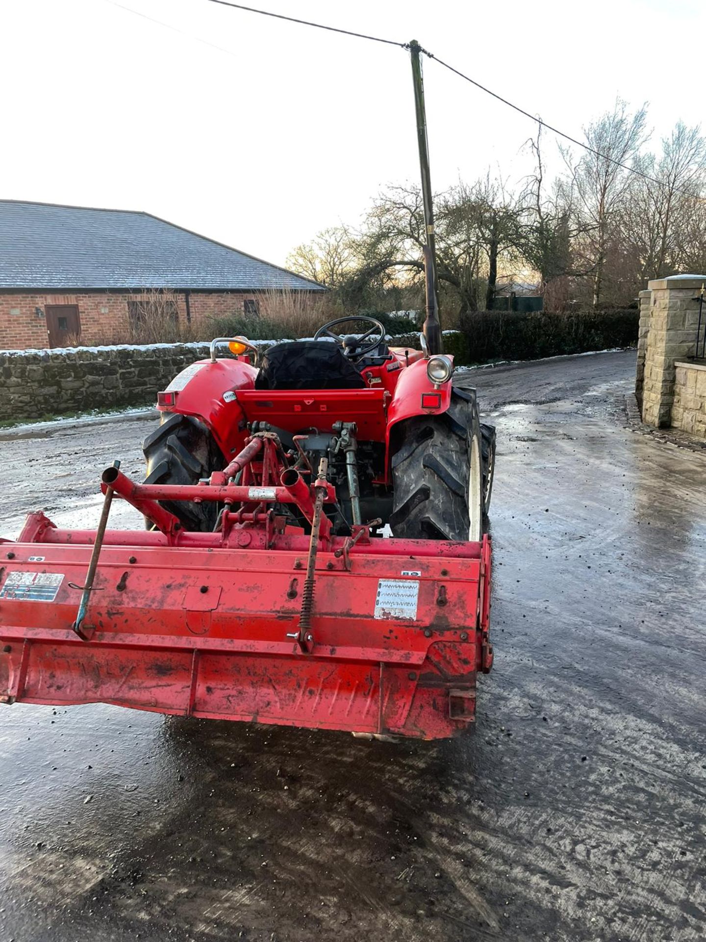 YANMAR YM2820D TRACTOR, 4 WHEEL DRIVE, WITH ROTATOR, RUNS AND WORKS, 3 POINT LINKAGE *PLUS VAT* - Image 5 of 8