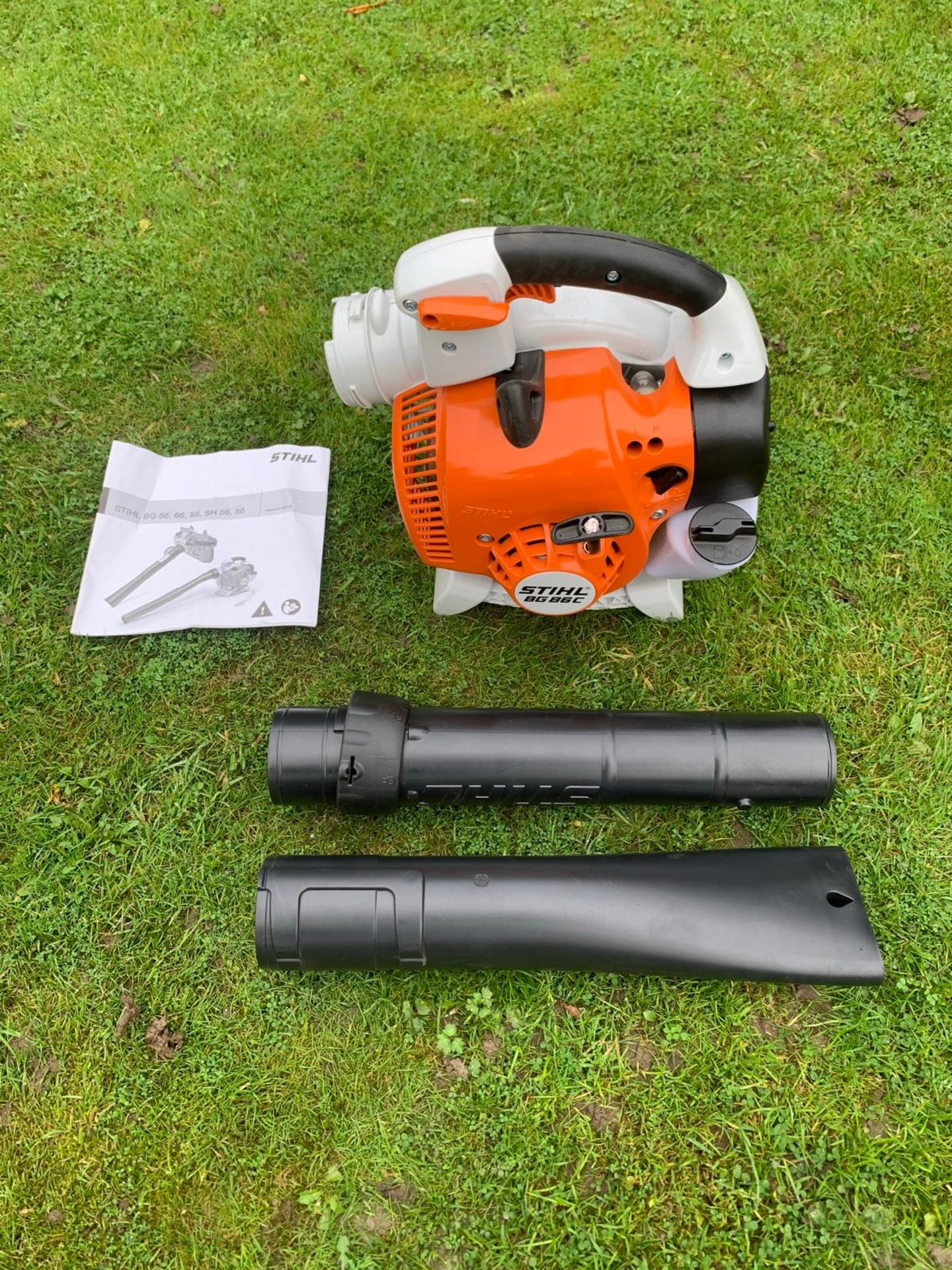 BRAND NEW AND UNUSED STIHL BG86C-3 LEAF BLOWER, C/W MANUAL AND PIPES (BOXED) *NO VAT* - Image 2 of 3