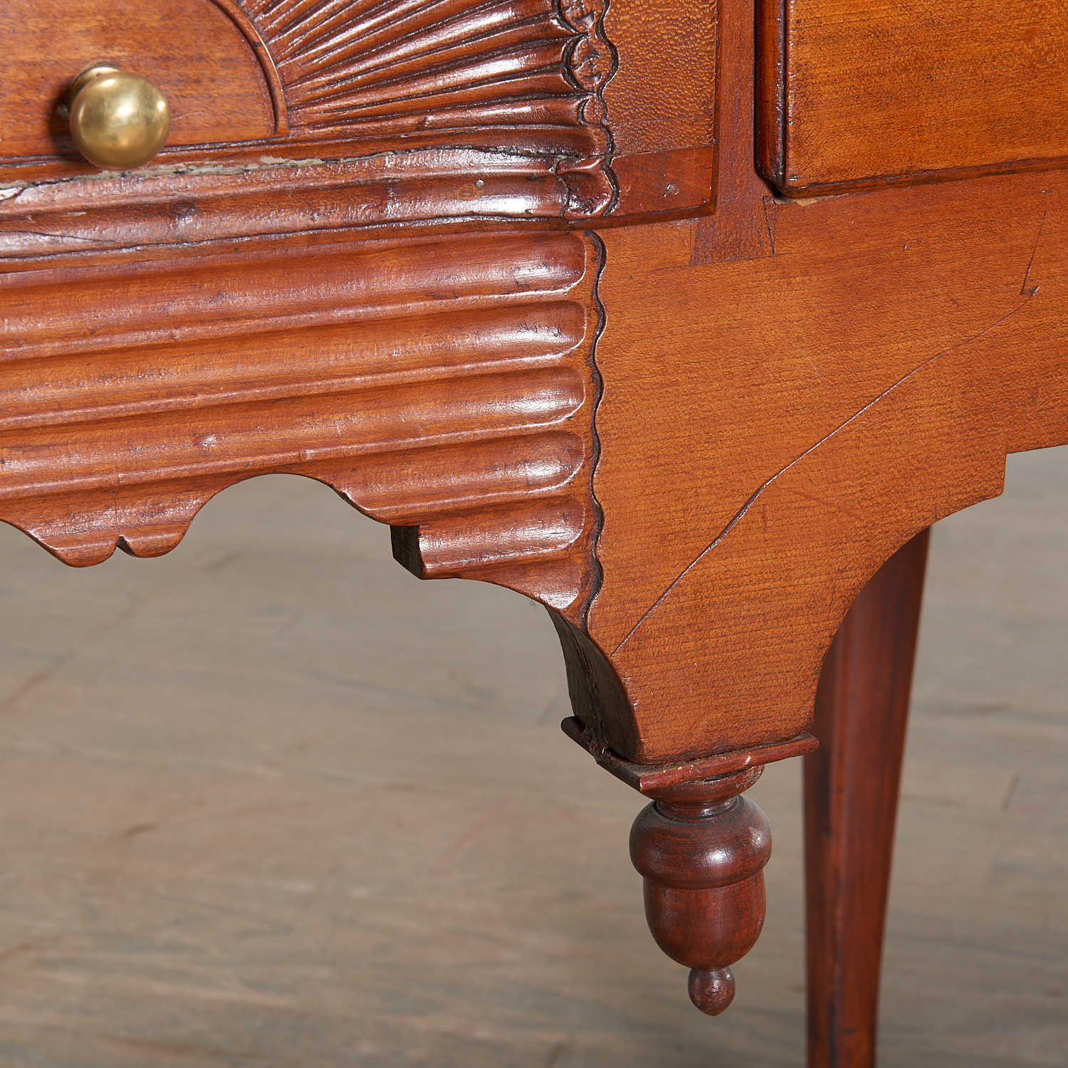 Unusual American Queen Anne Mahogany Lowboy - Image 3 of 5