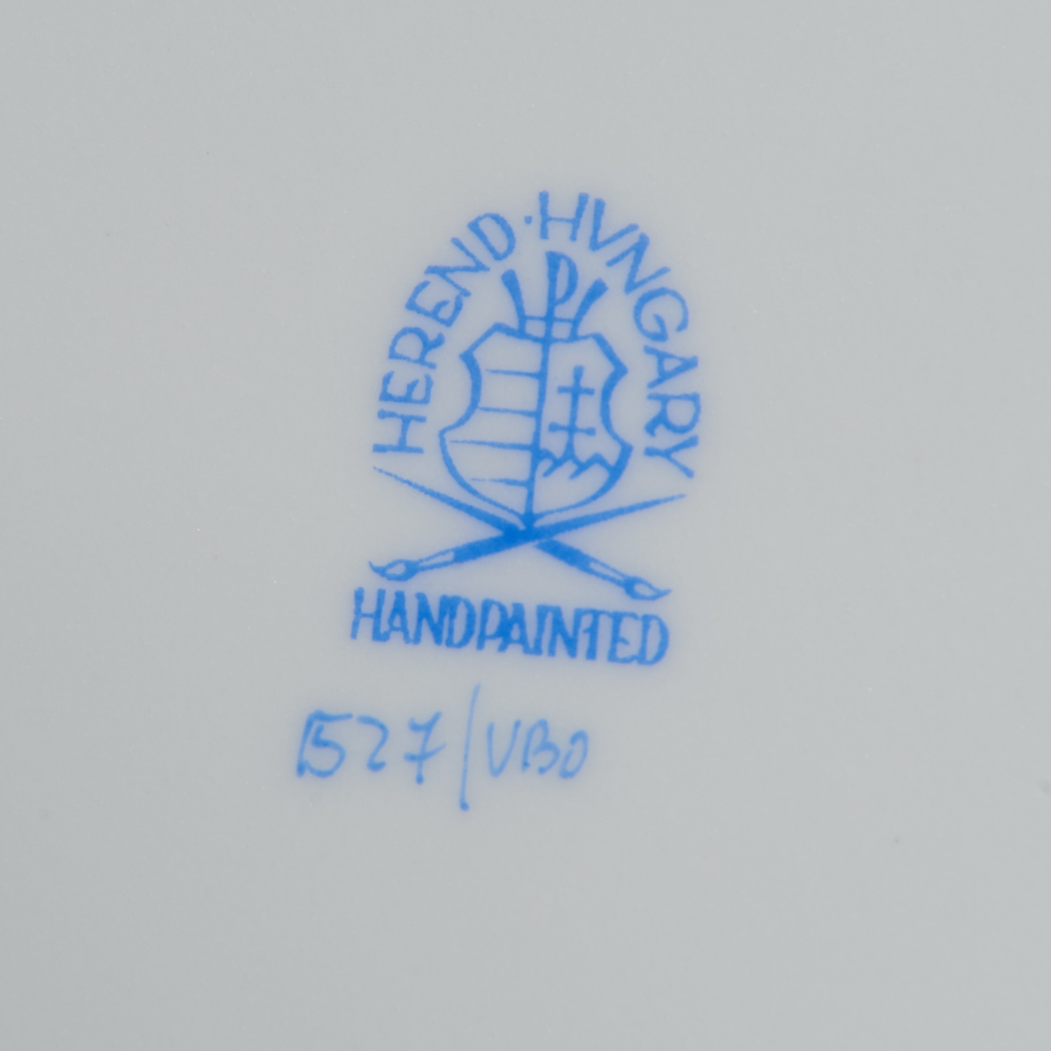 Set (20) Herend Porcelain Dinner Plates - Image 5 of 5