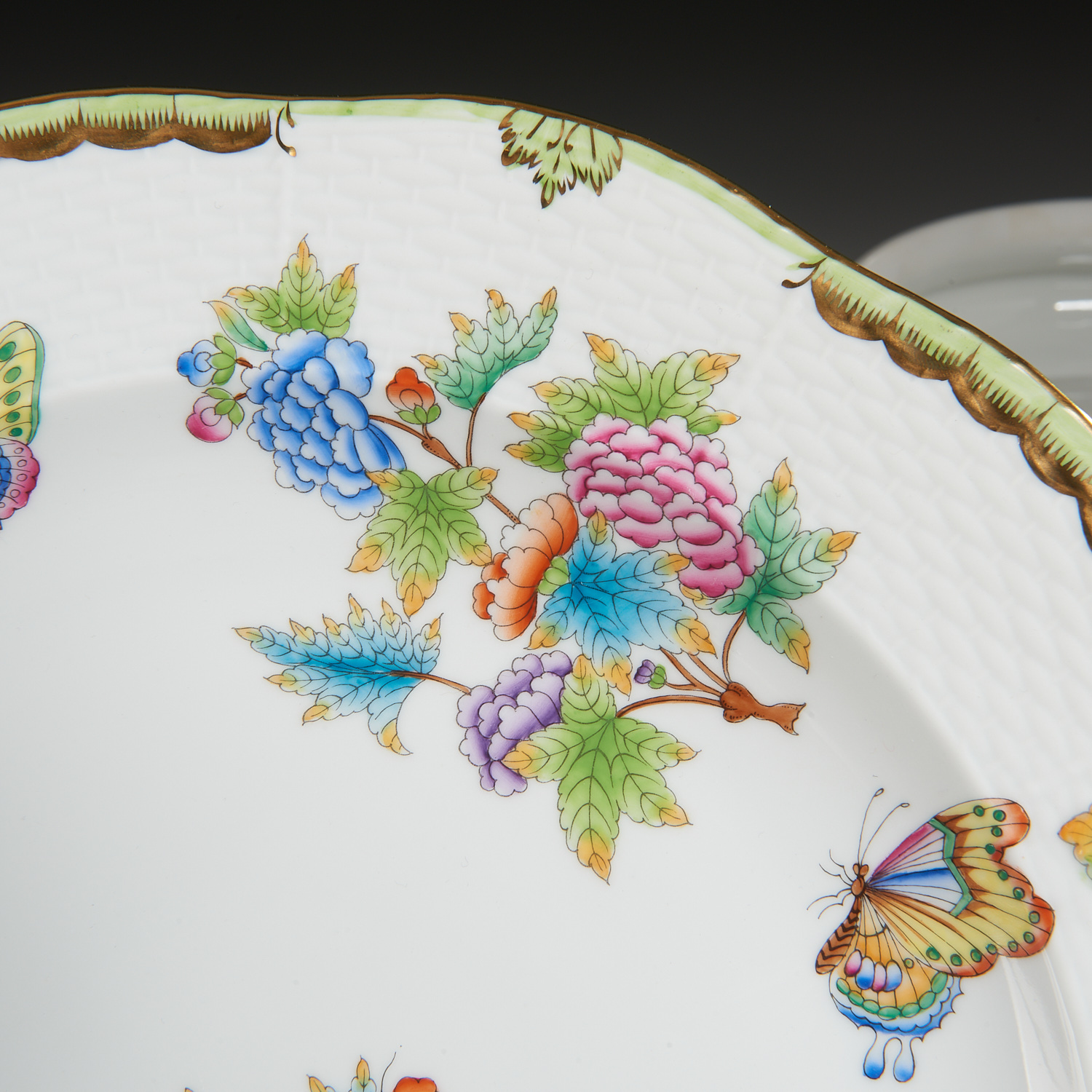 Herend Porcelain Tureen and Platter - Image 5 of 7