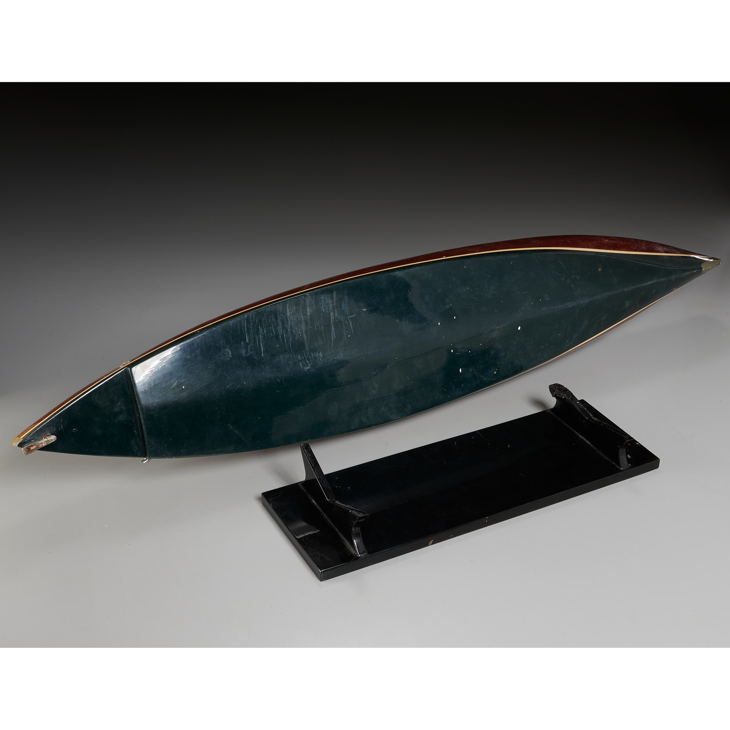 Scale model 1934 Edsel Ford "Typhoon" speedboat - Image 7 of 8