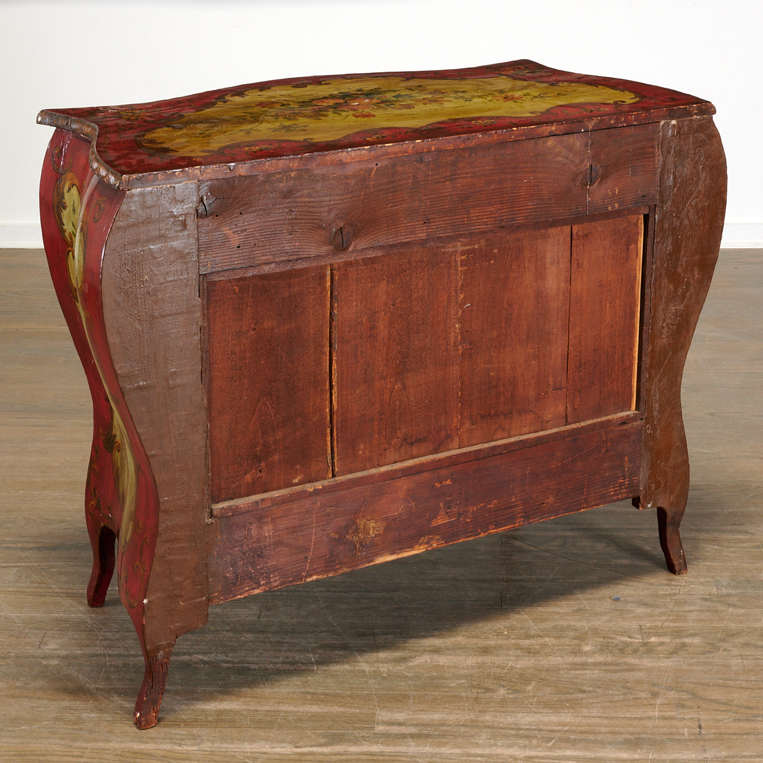 Venetian paint decorated bombe commode - Image 7 of 7