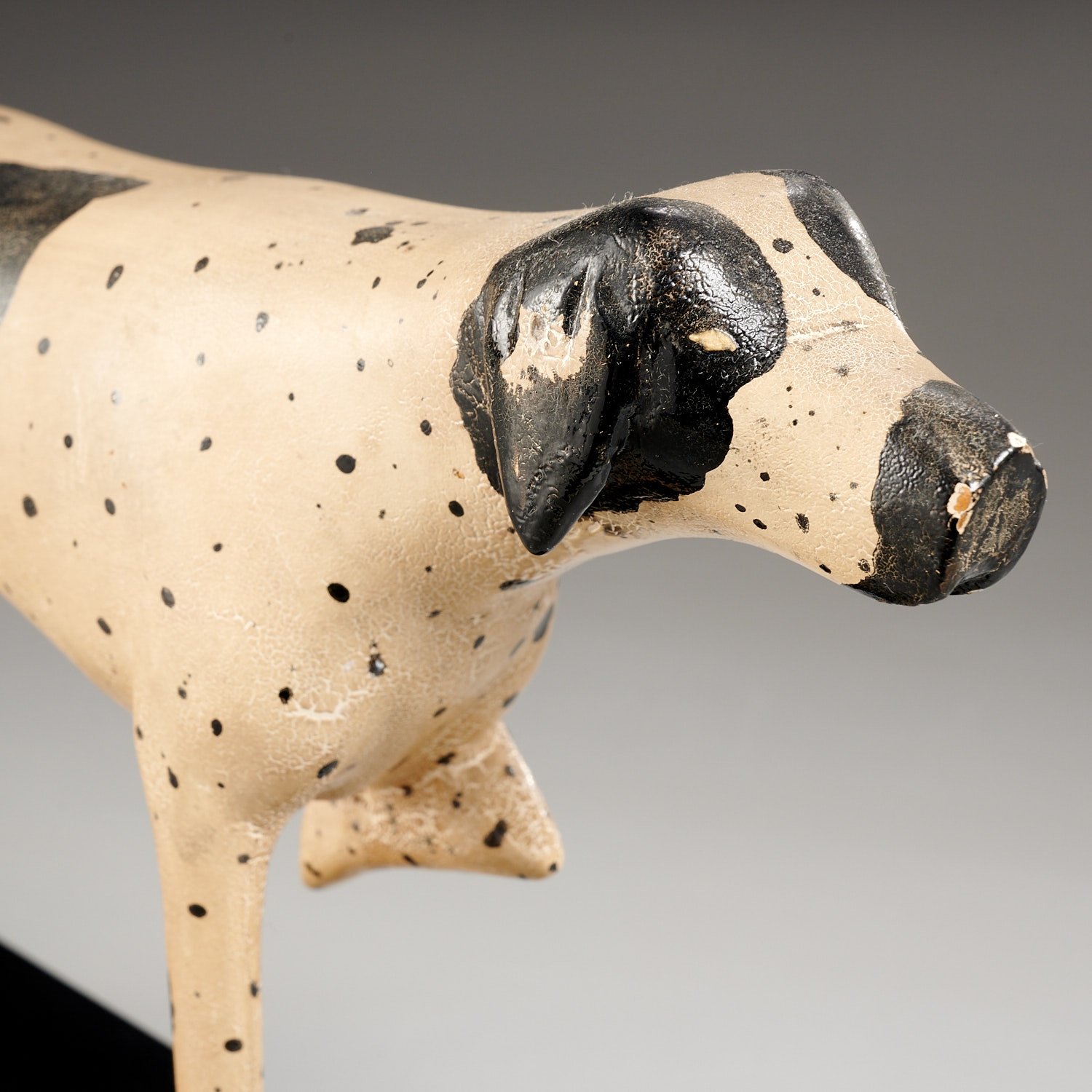 American Folk carved and painted wood Pointer dog - Image 2 of 4