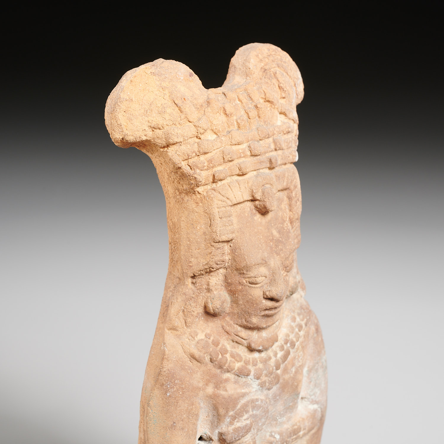 Pre-Columbian Mayan ceremonial rattle figure - Image 2 of 5