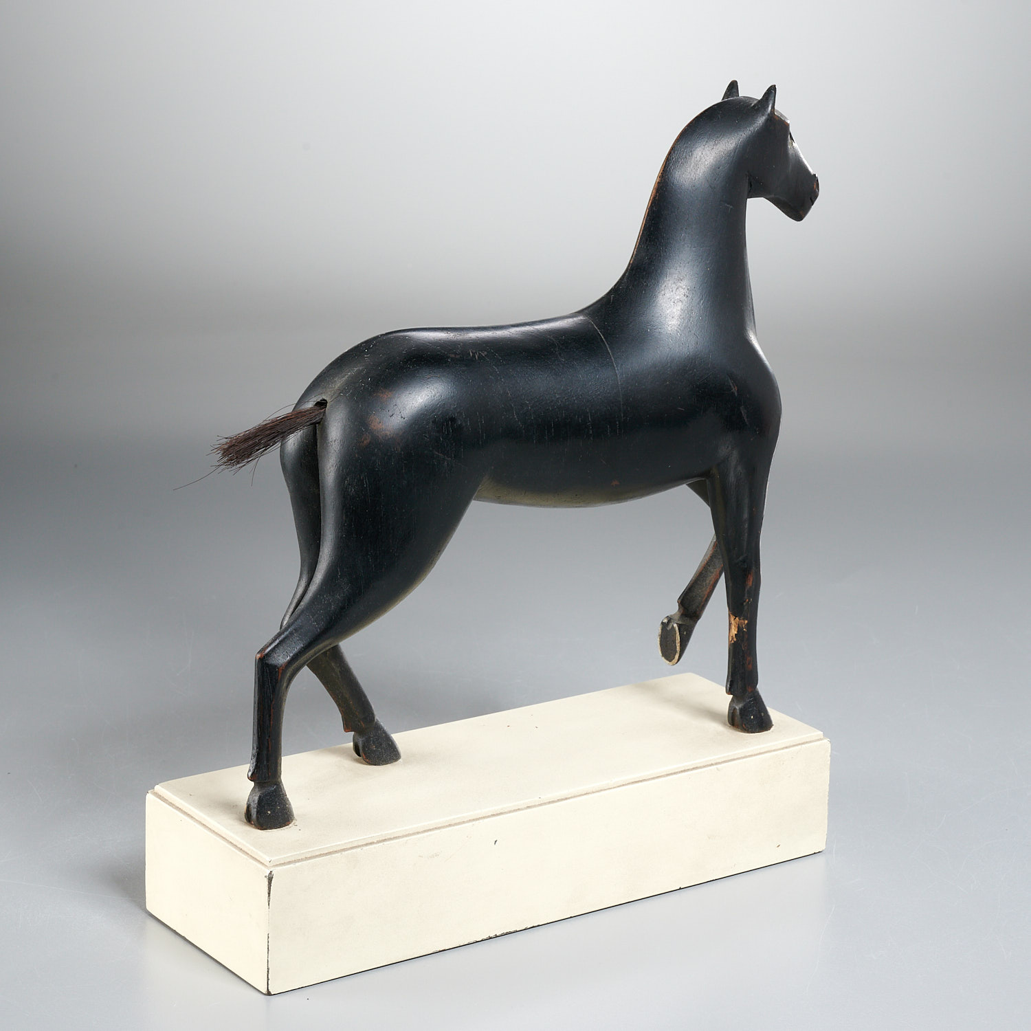 Fine American Folk carved and painted wood horse - Image 4 of 6