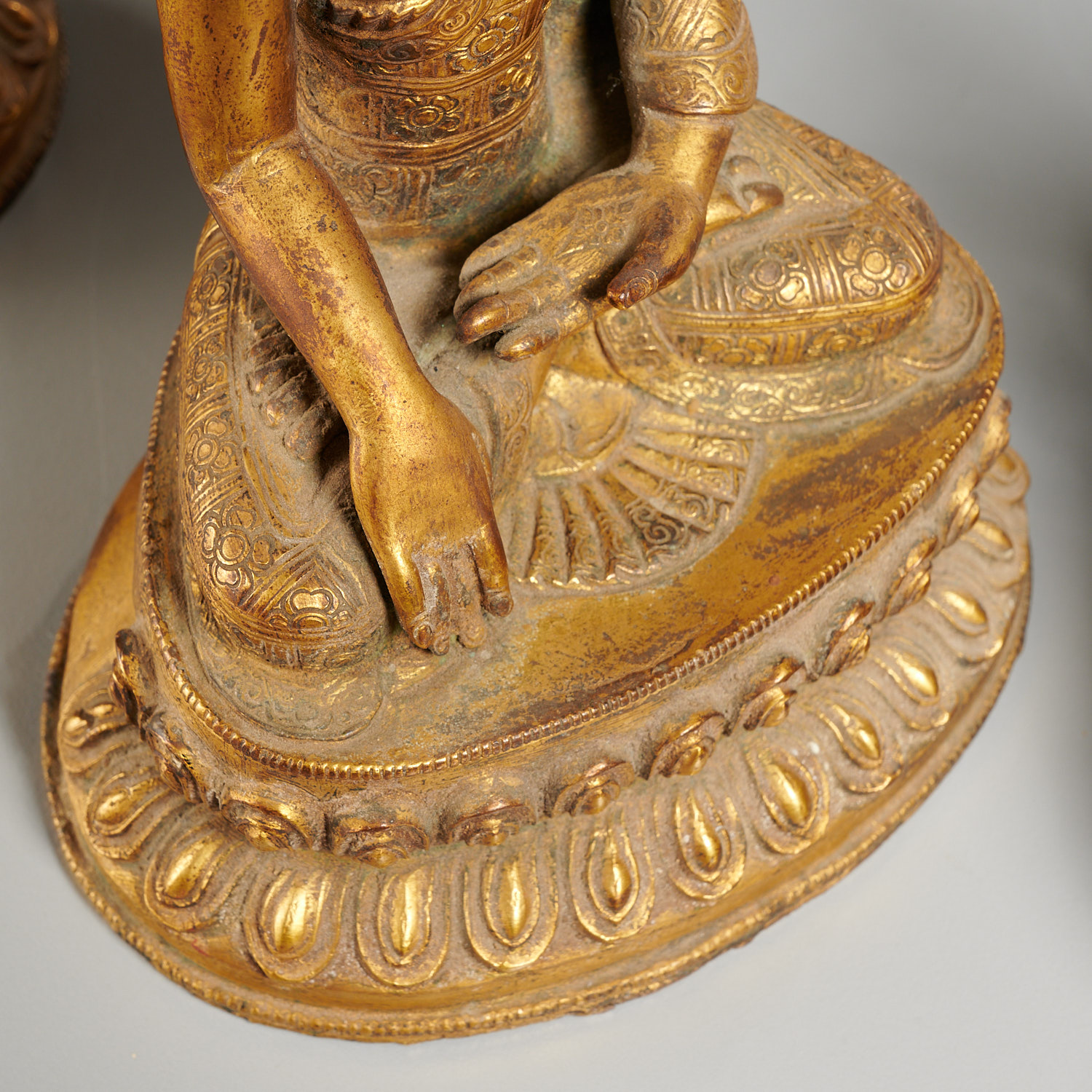 Group (3) Sino-Tibetan bronze Buddha Sakyamuni - Image 4 of 7