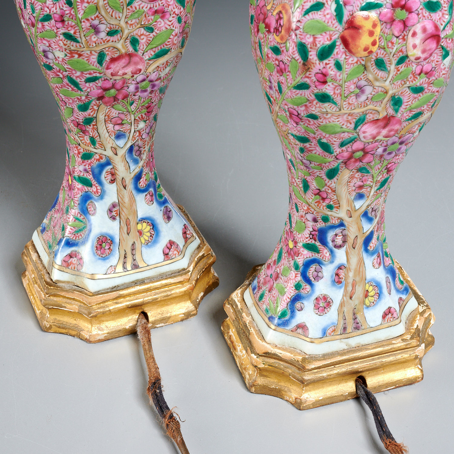 Pair Chinese Export porcelain peach tree vases - Image 3 of 5