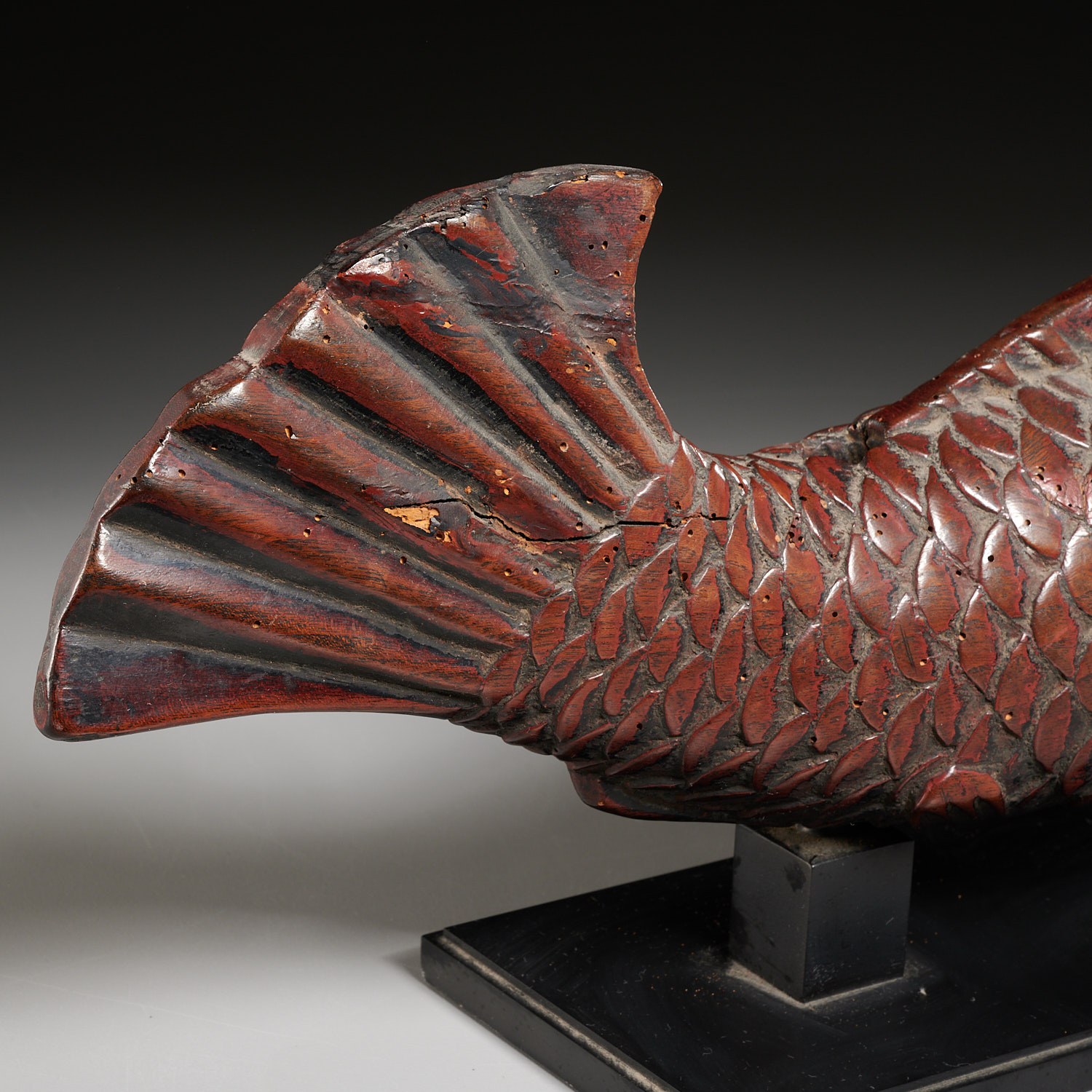 Antique Japanese carved wood carp-form Yokogi - Image 3 of 8