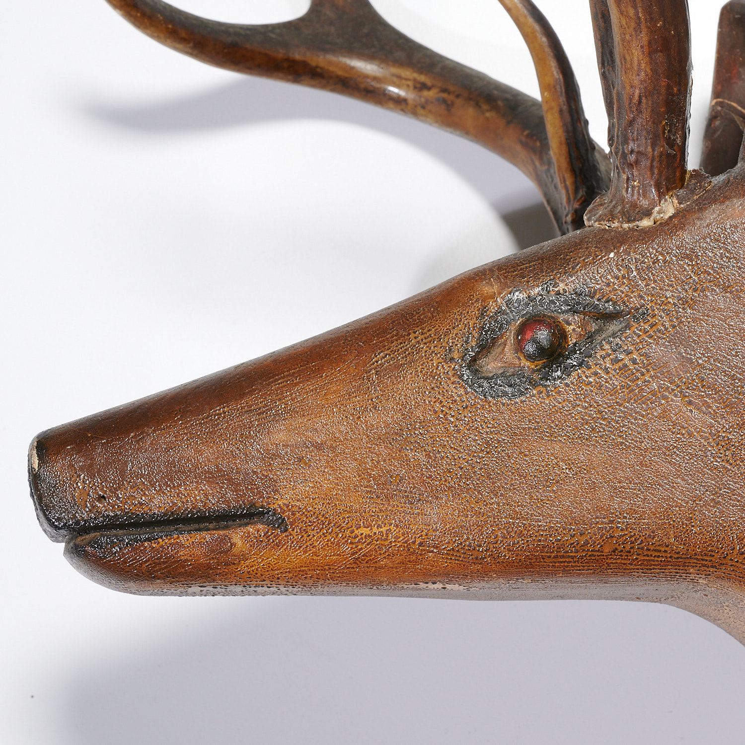American Folk painted wood deer trophy - Image 4 of 5