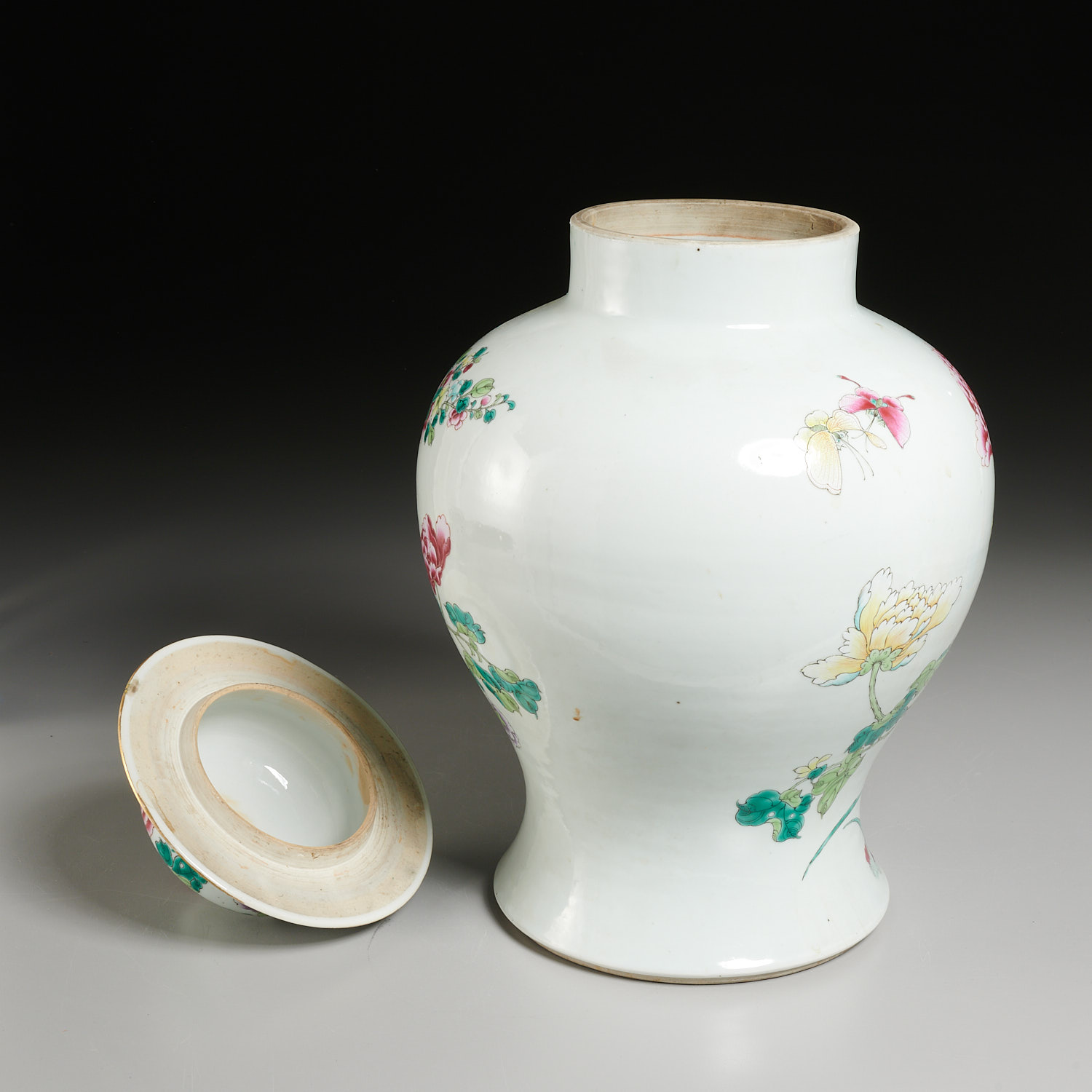 Chinese famille rose ginger jar and cover - Image 4 of 5