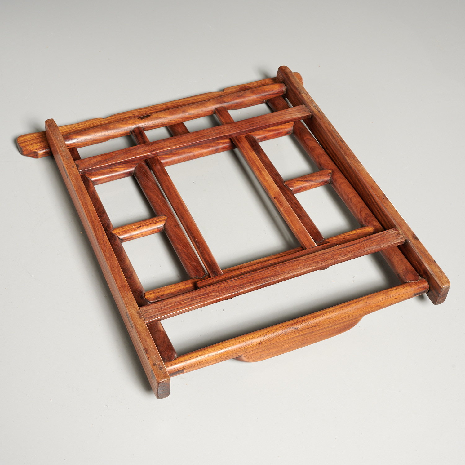 Chinese huanghuali folding mirror stand - Image 5 of 5