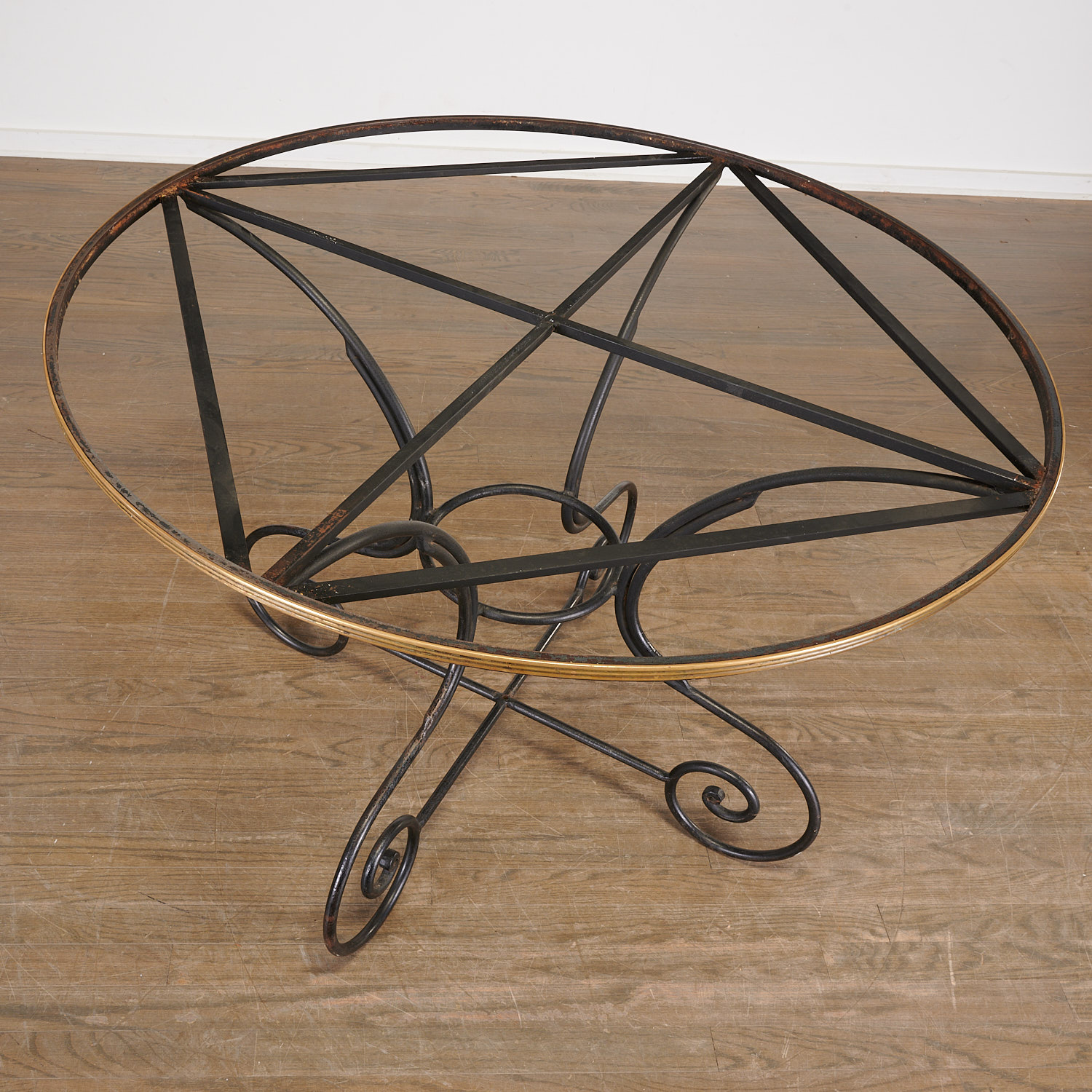 French brass mounted wrought iron garden table - Image 4 of 4