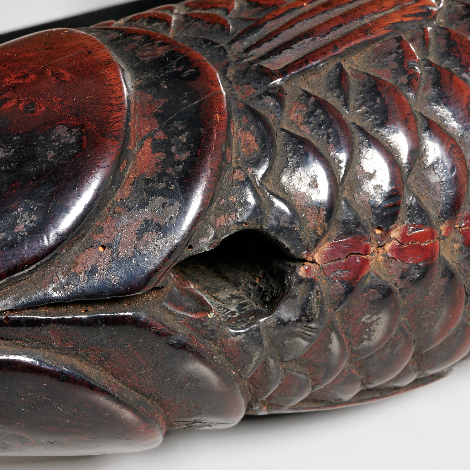 Antique Japanese carved wood carp-form Yokogi - Image 5 of 8