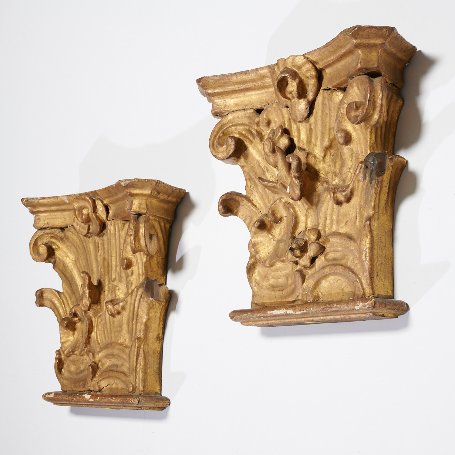 Pair Italian Baroque giltwood brackets - Image 2 of 3