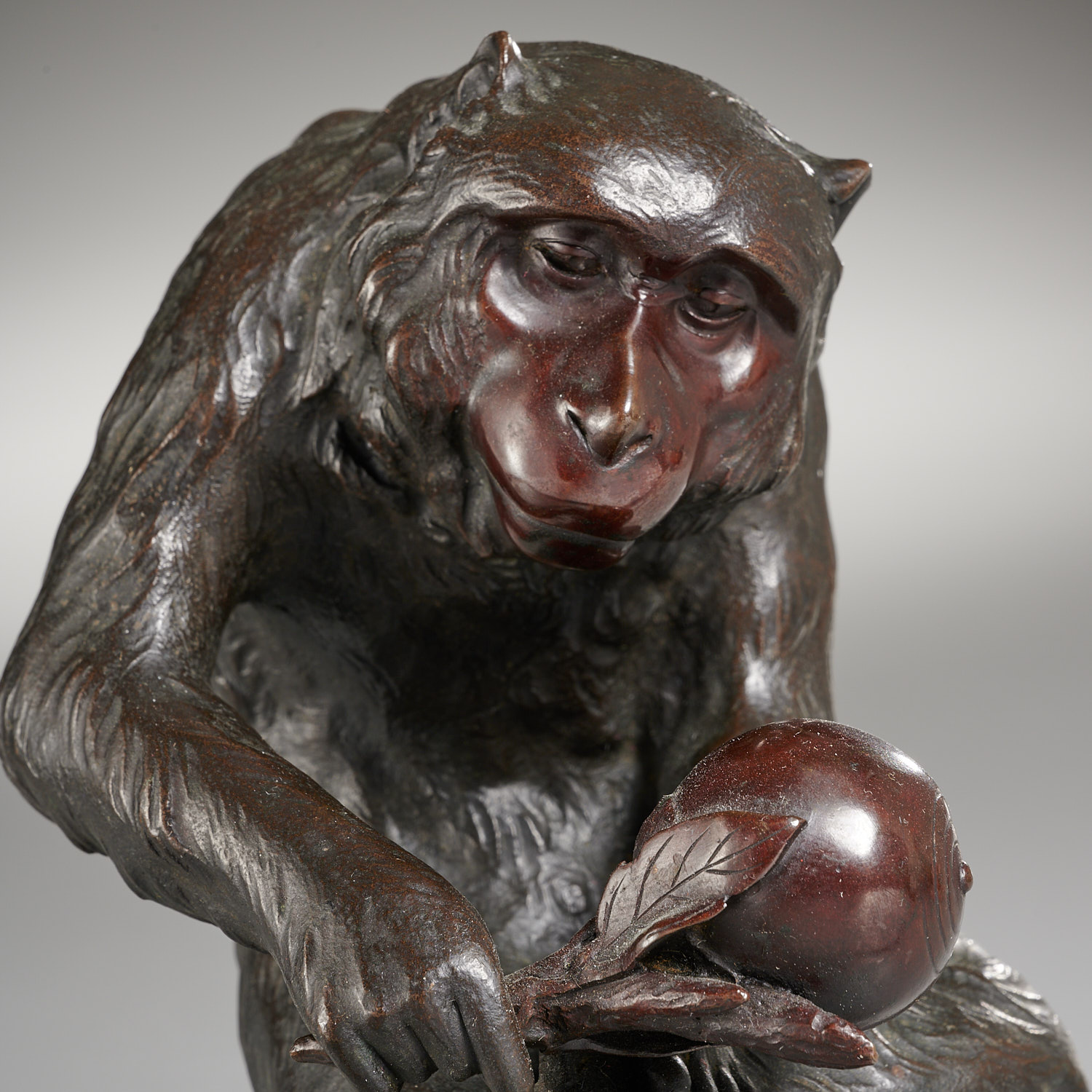 Fine Japanese bronze monkey okimono - Image 2 of 6