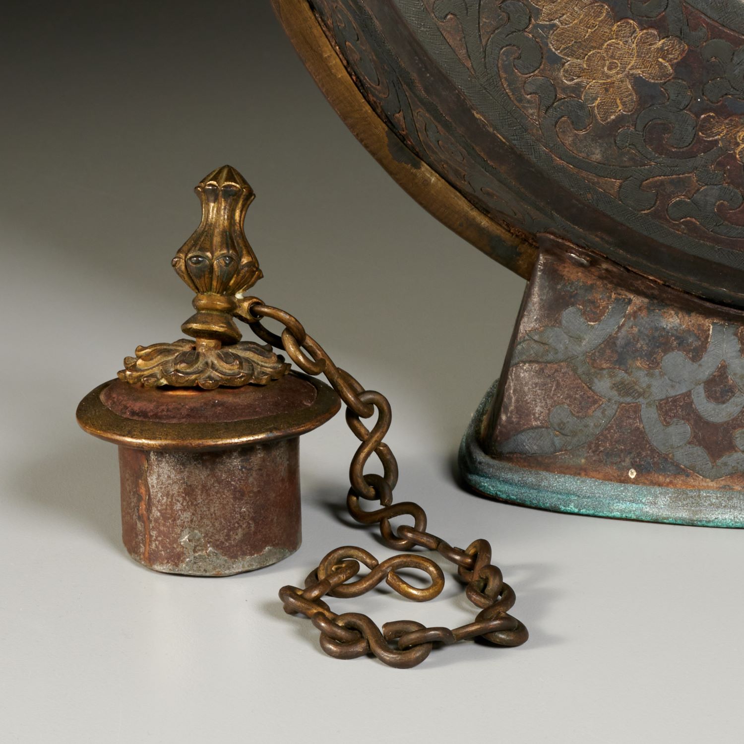 Himalayan damascened iron moon flask ewer - Image 6 of 7