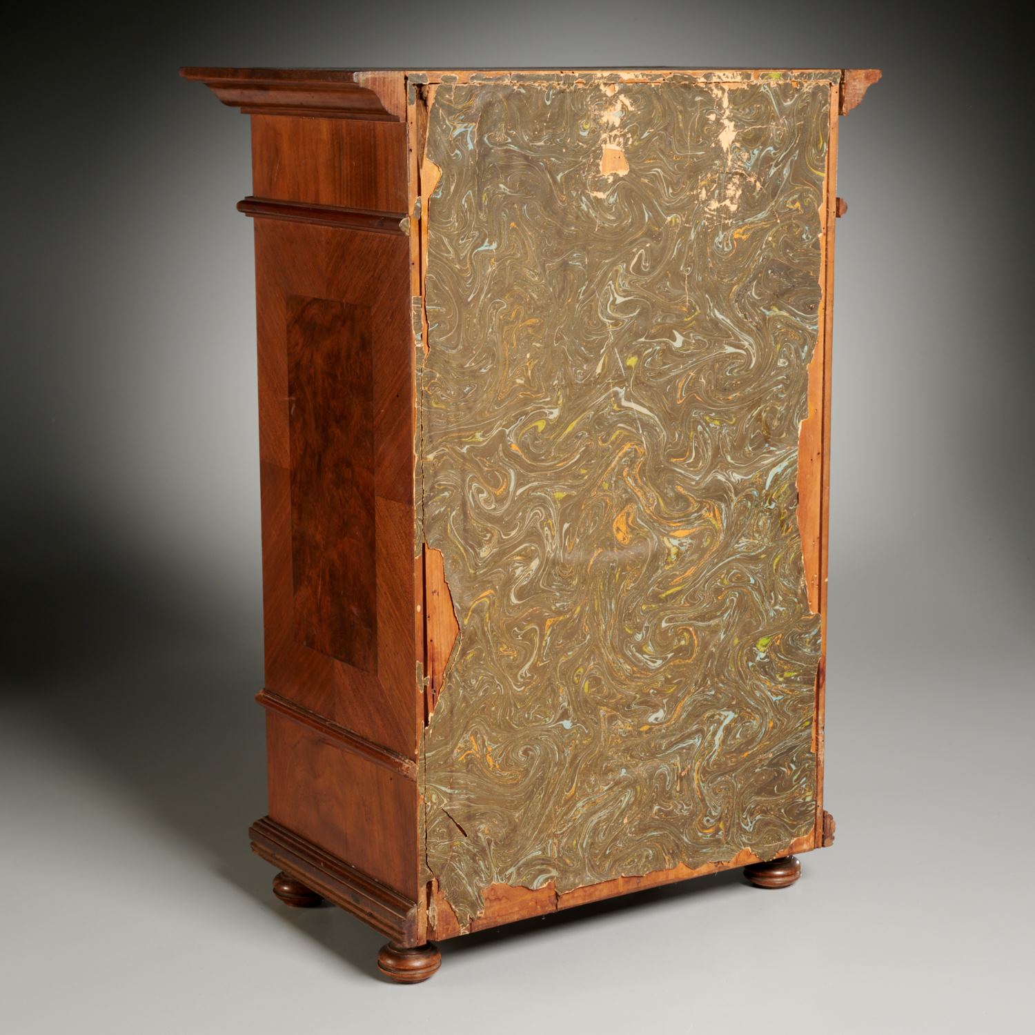 Continental Neoclassic marquetry tabletop cabinet - Image 8 of 8