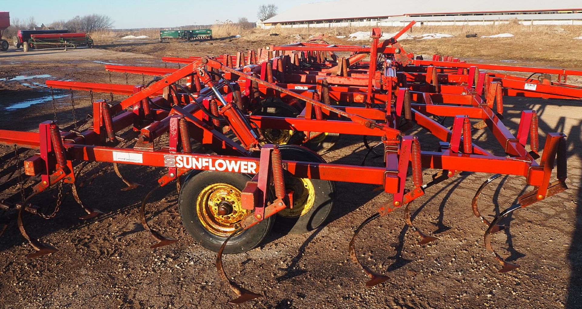 SUNFLOWER 5033-29 29' FIELD CULTIVATOR - Image 5 of 9