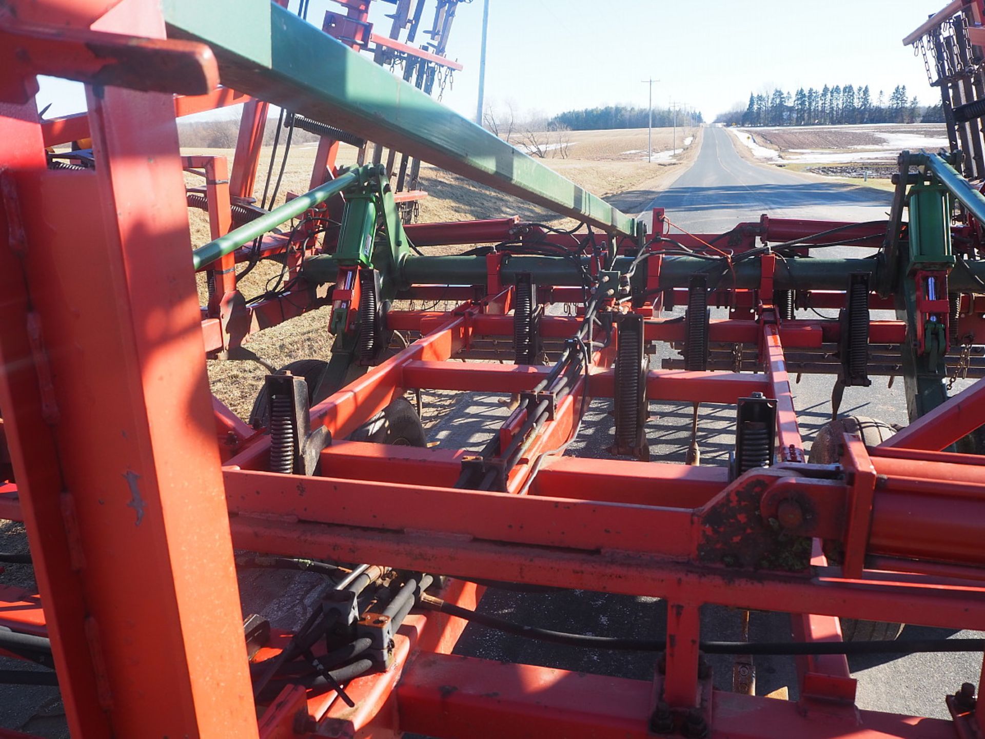 BRILLION HFC 33' FIELD CULTIVATOR - Image 5 of 8