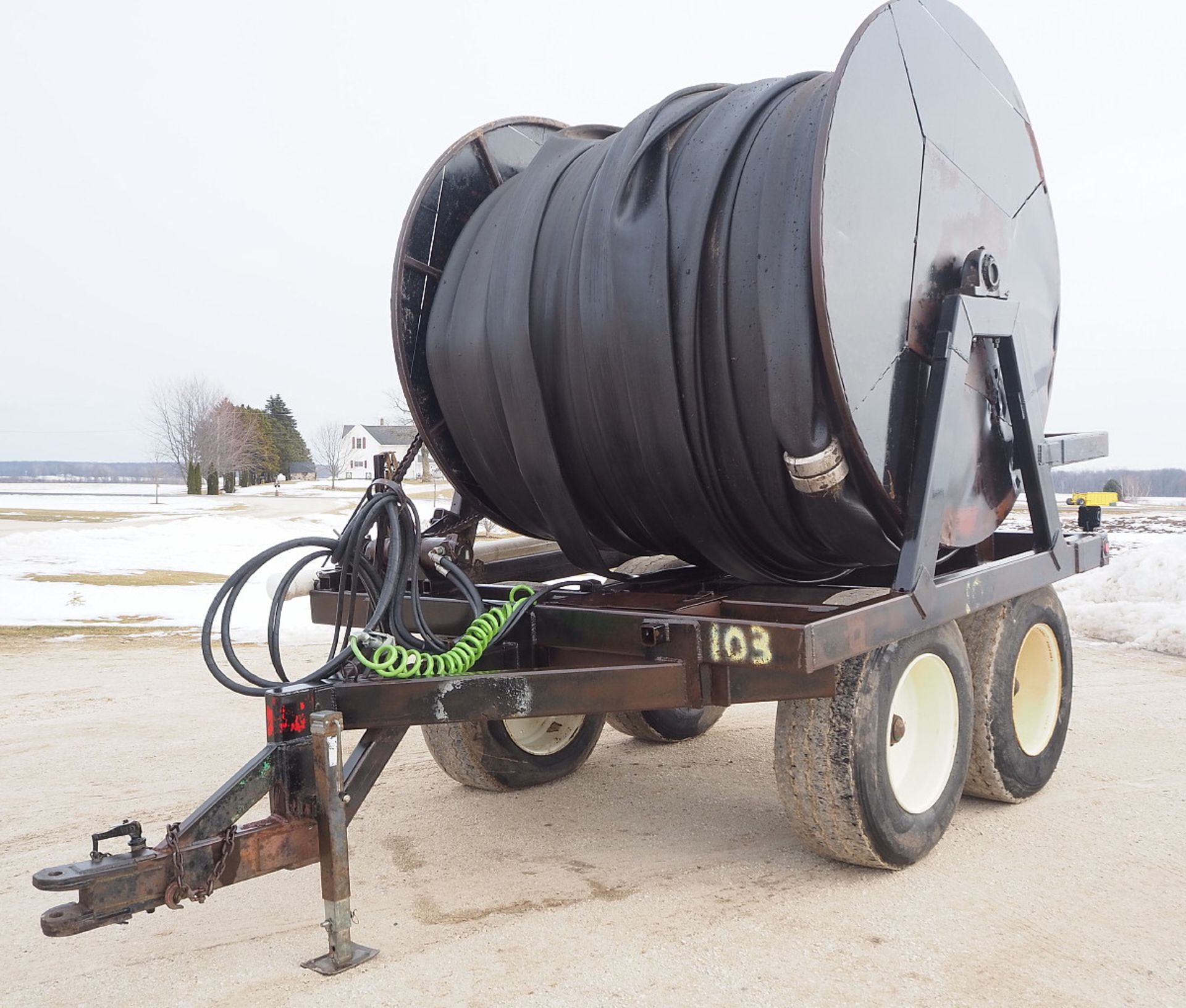 BLACK MANURE HOSE REEL