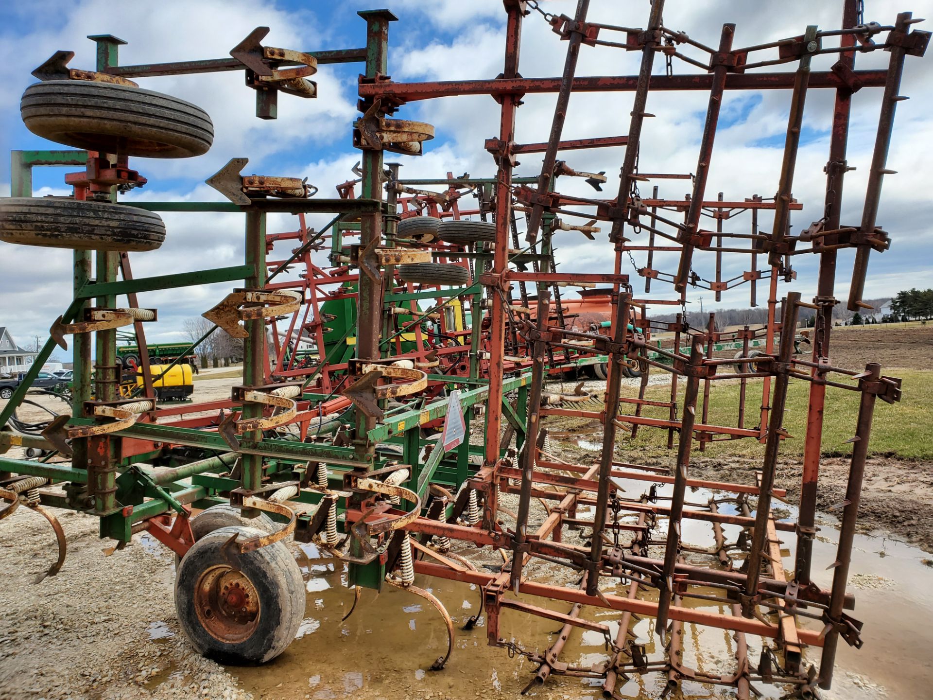 GLENCOE 27' FIELD CULTIVATOR - Image 2 of 3