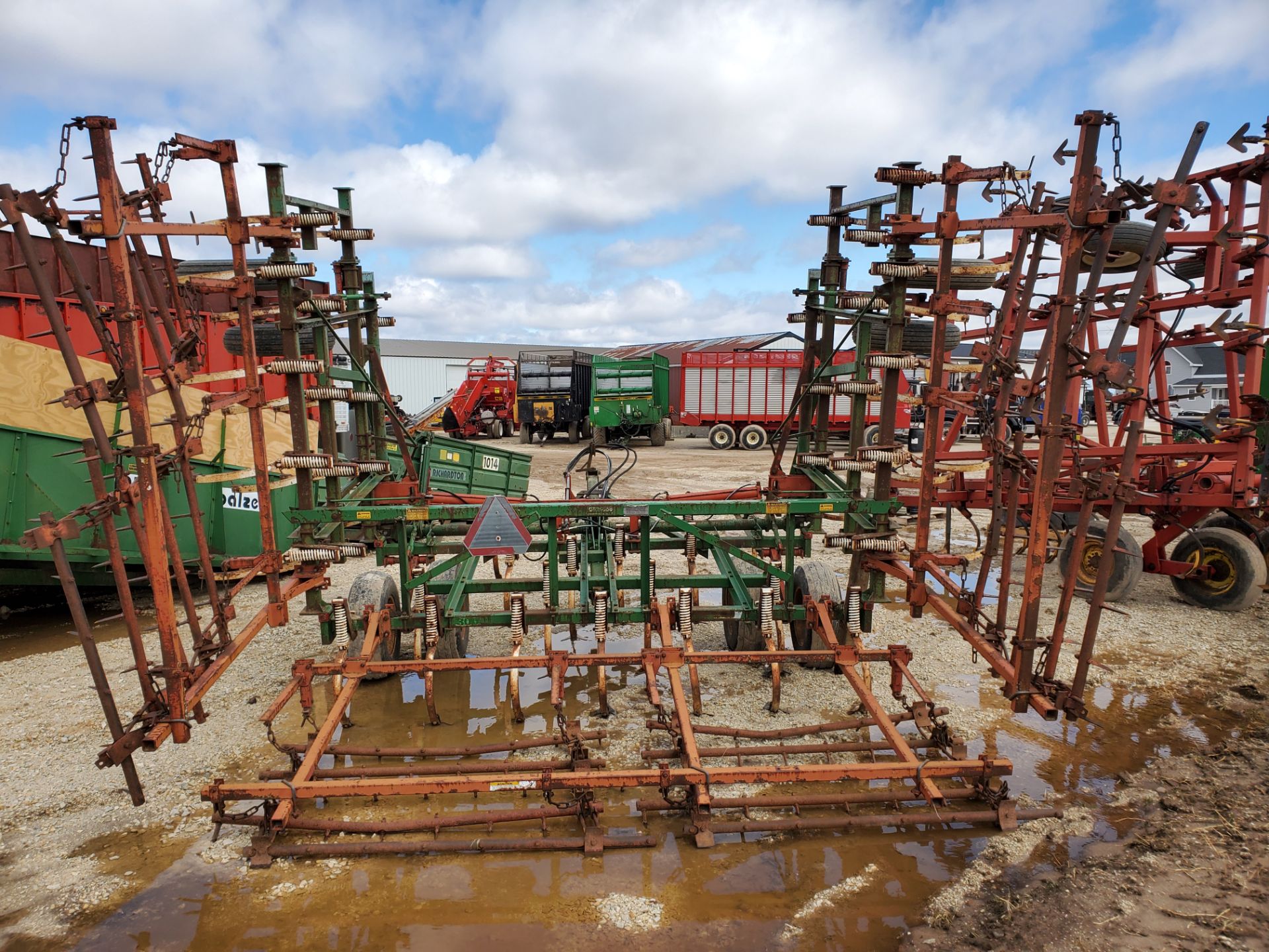 GLENCOE 27' FIELD CULTIVATOR - Image 3 of 3