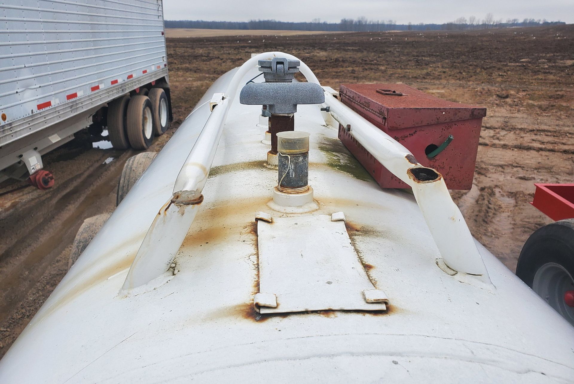 FUEL TRAILER - Image 4 of 4