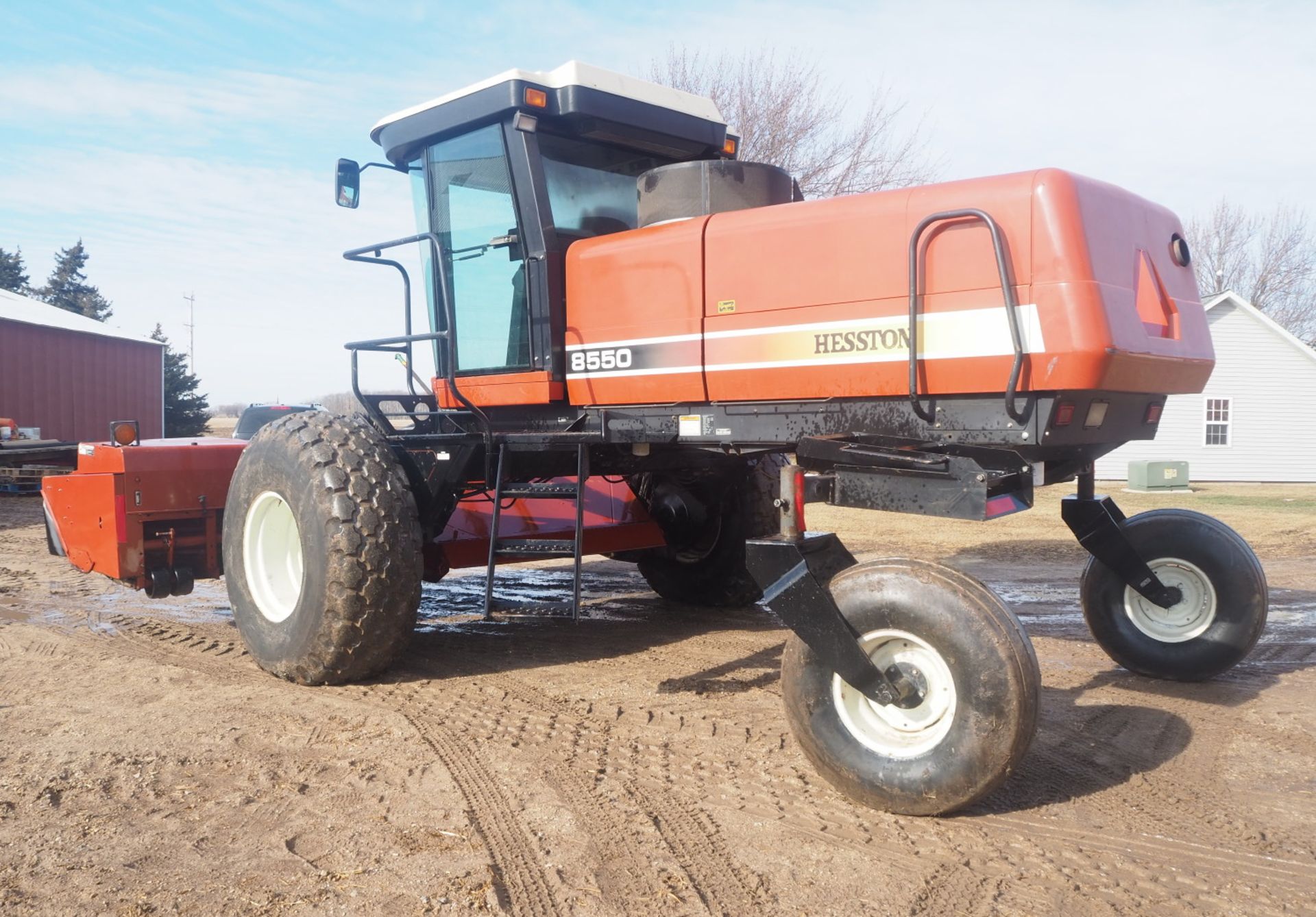 HESSTON 8550 SP DISCBINE w/8070 16' PLATFORM - Image 3 of 11