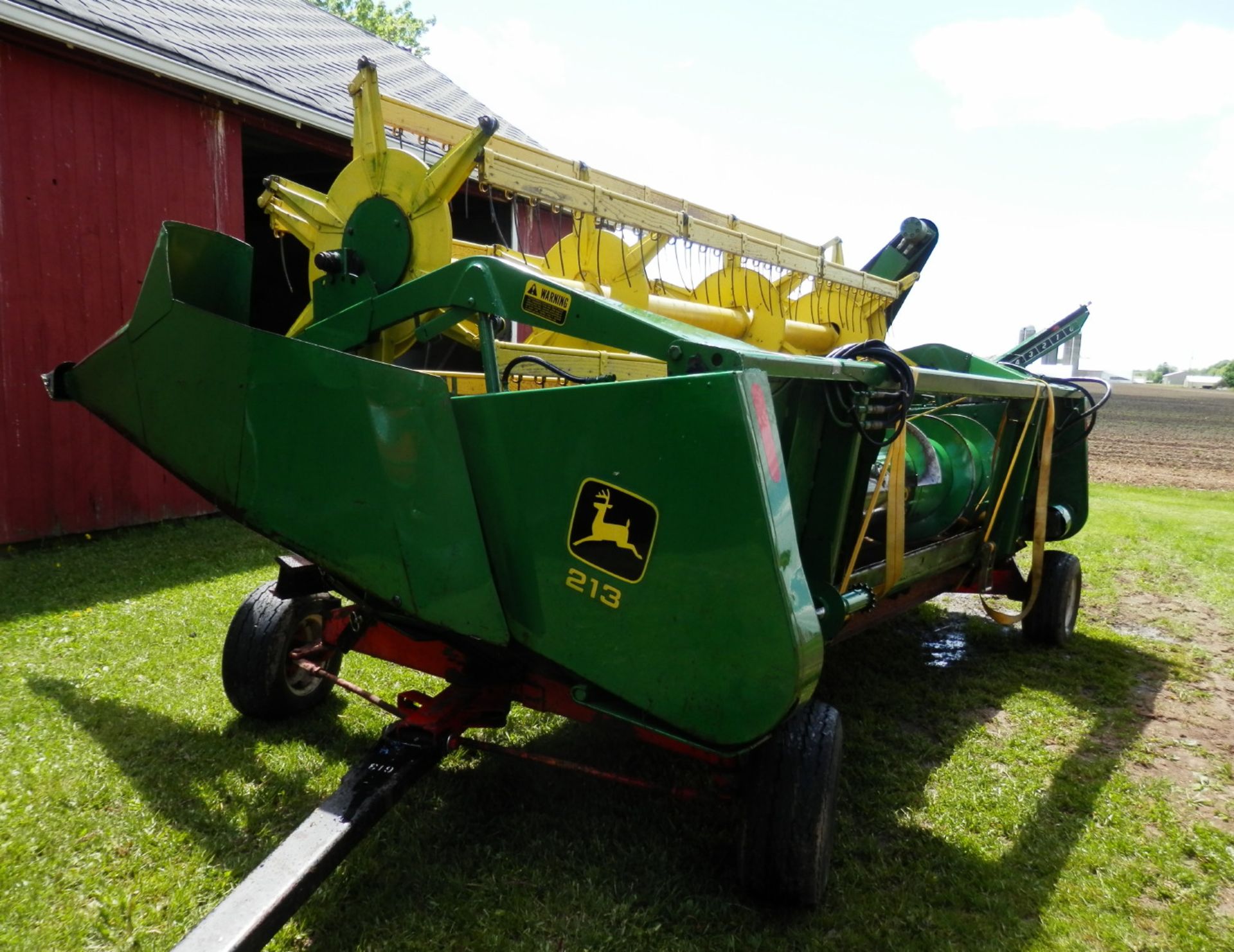 JD 6620 HYDRO COMBINE w/JD 213 GRAIN PLATFORM & JD 6RN CORNHEAD - Image 24 of 32