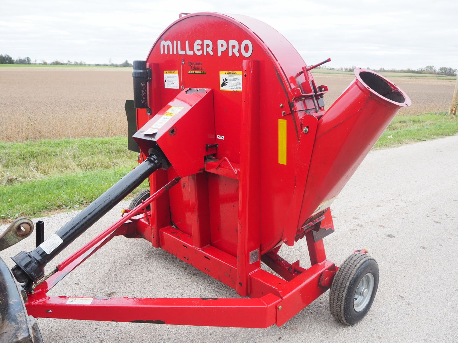 MILLER PRO 1060 FORAGE BLOWER