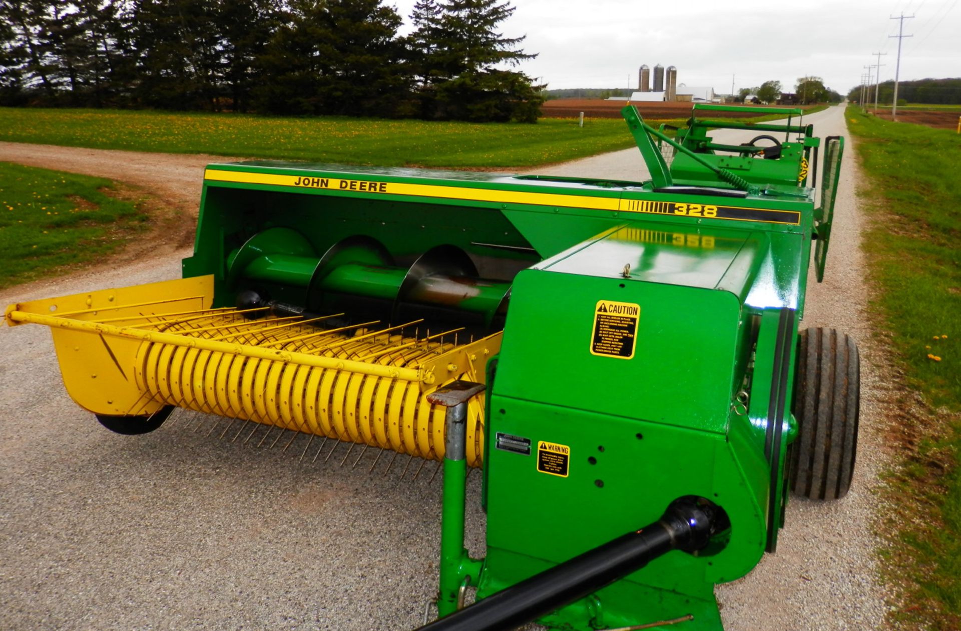 JOHN DEERE 328 SMALL SQUARE BALER - Image 5 of 15