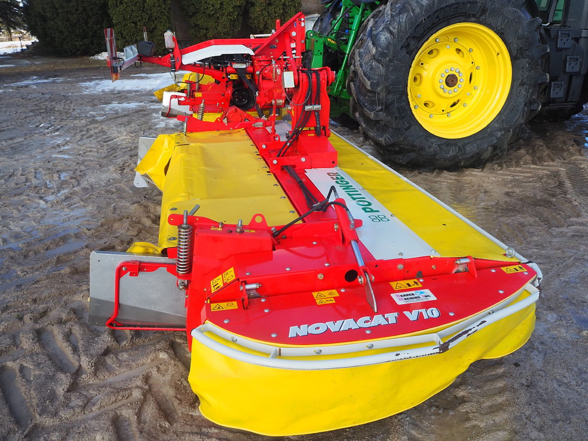 2018 POTTINGER TRIPLE MOWER-NOVACAT V10 & 351 ALFA MOTION - Image 9 of 17