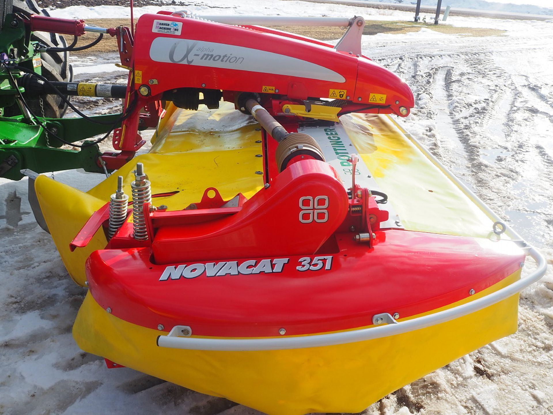 2015 POTTINGER TRIPLE MOWER NOVACAT V10 & 351 ALPH MOTION - Image 2 of 18