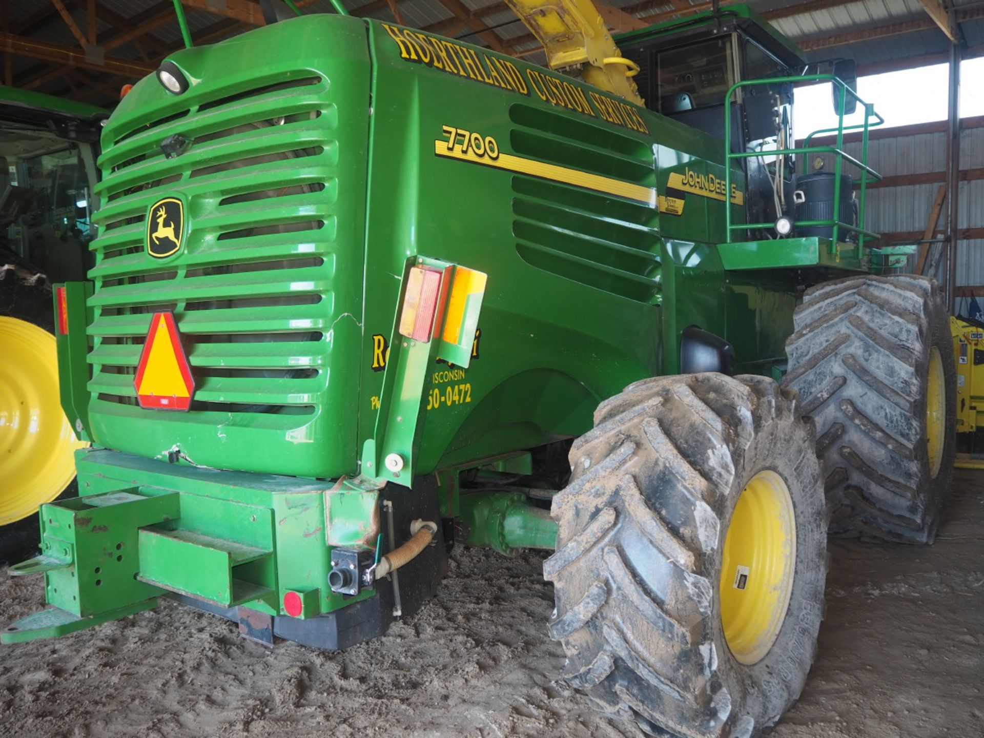 JOHN DEERE 7700 FORAGE HARVESTER - Image 5 of 11