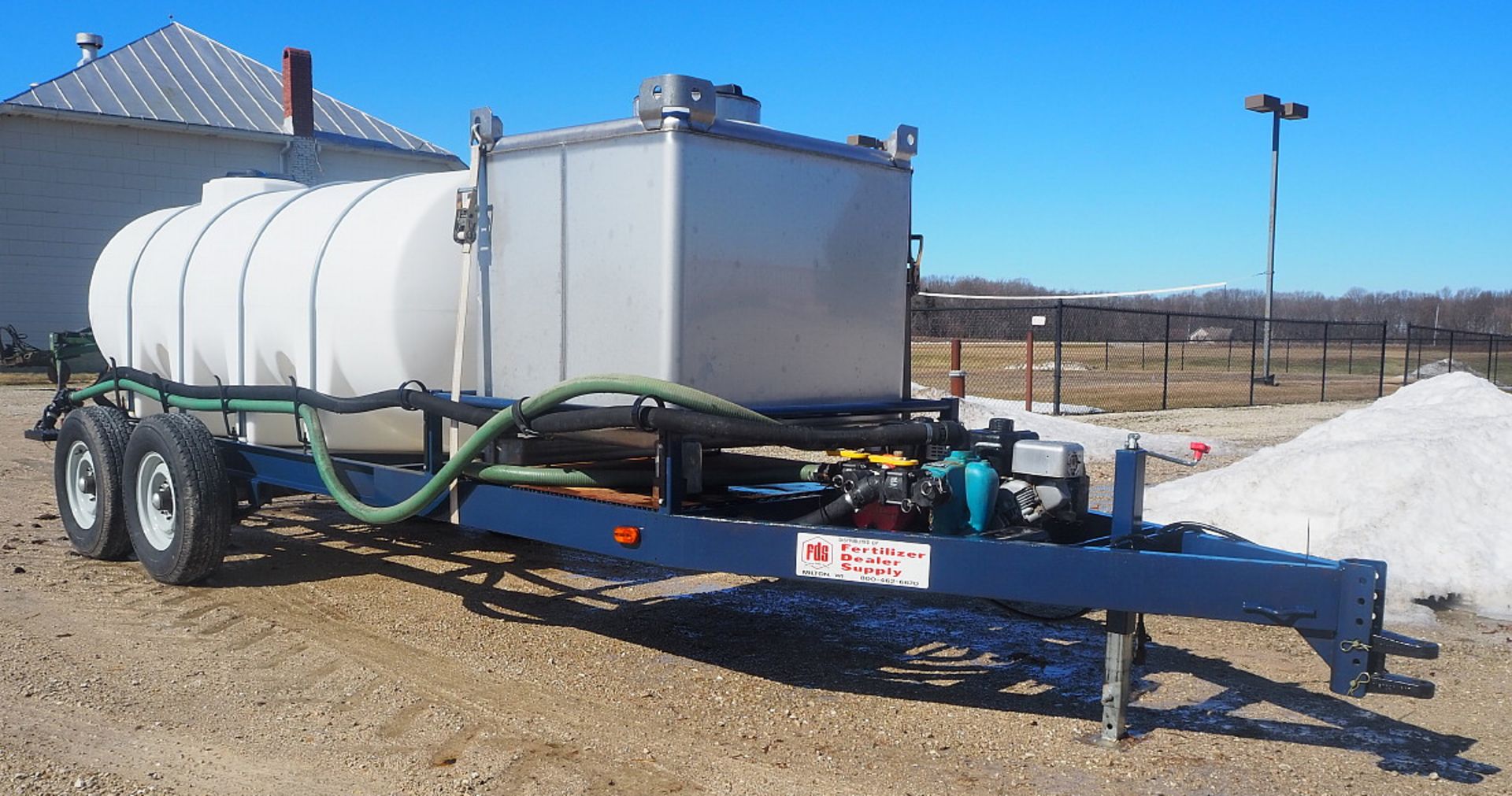 FERT DELIVERY TRAILER w/TANKS