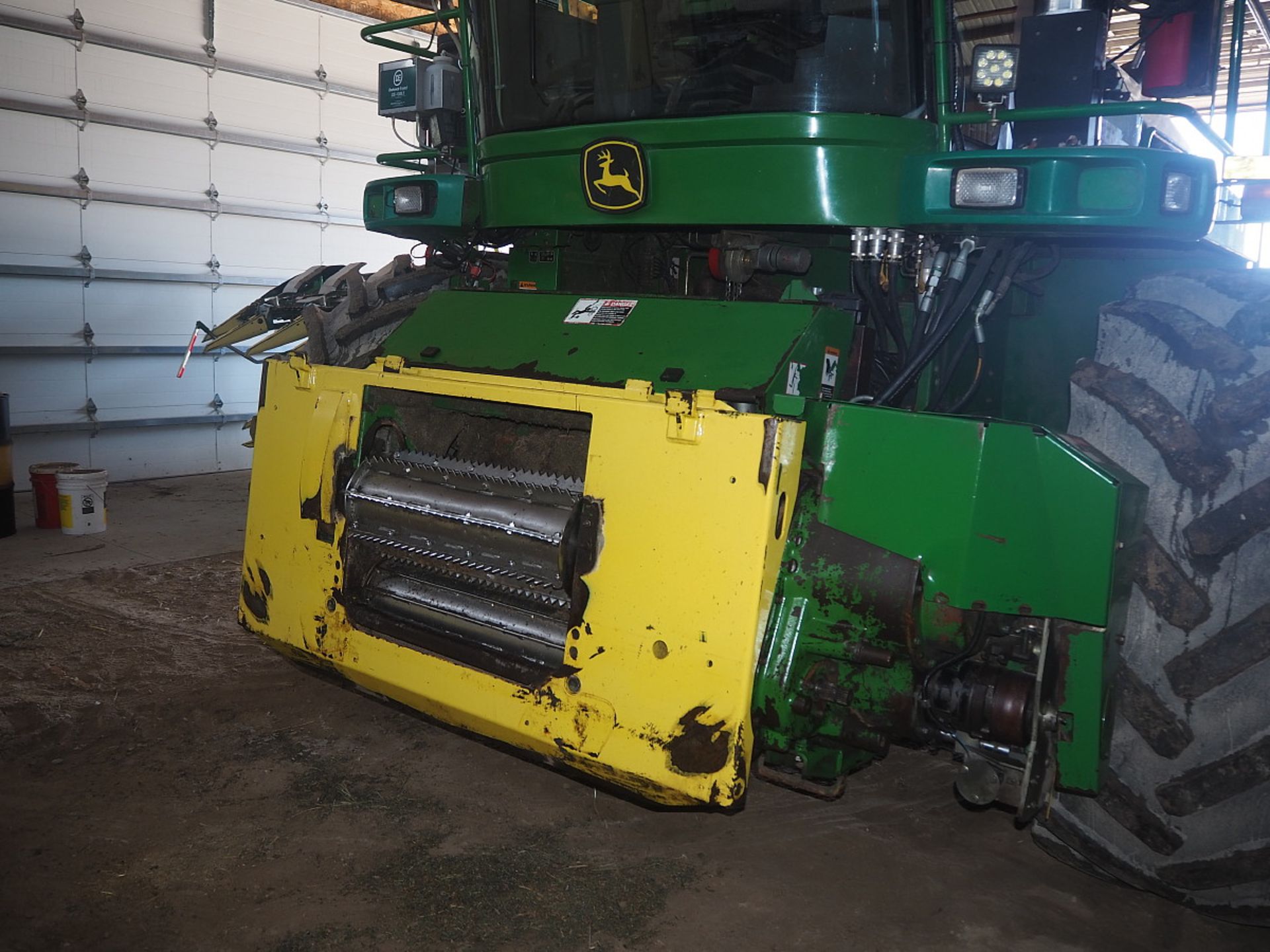 JOHN DEERE 7700 FORAGE HARVESTER - Image 3 of 11