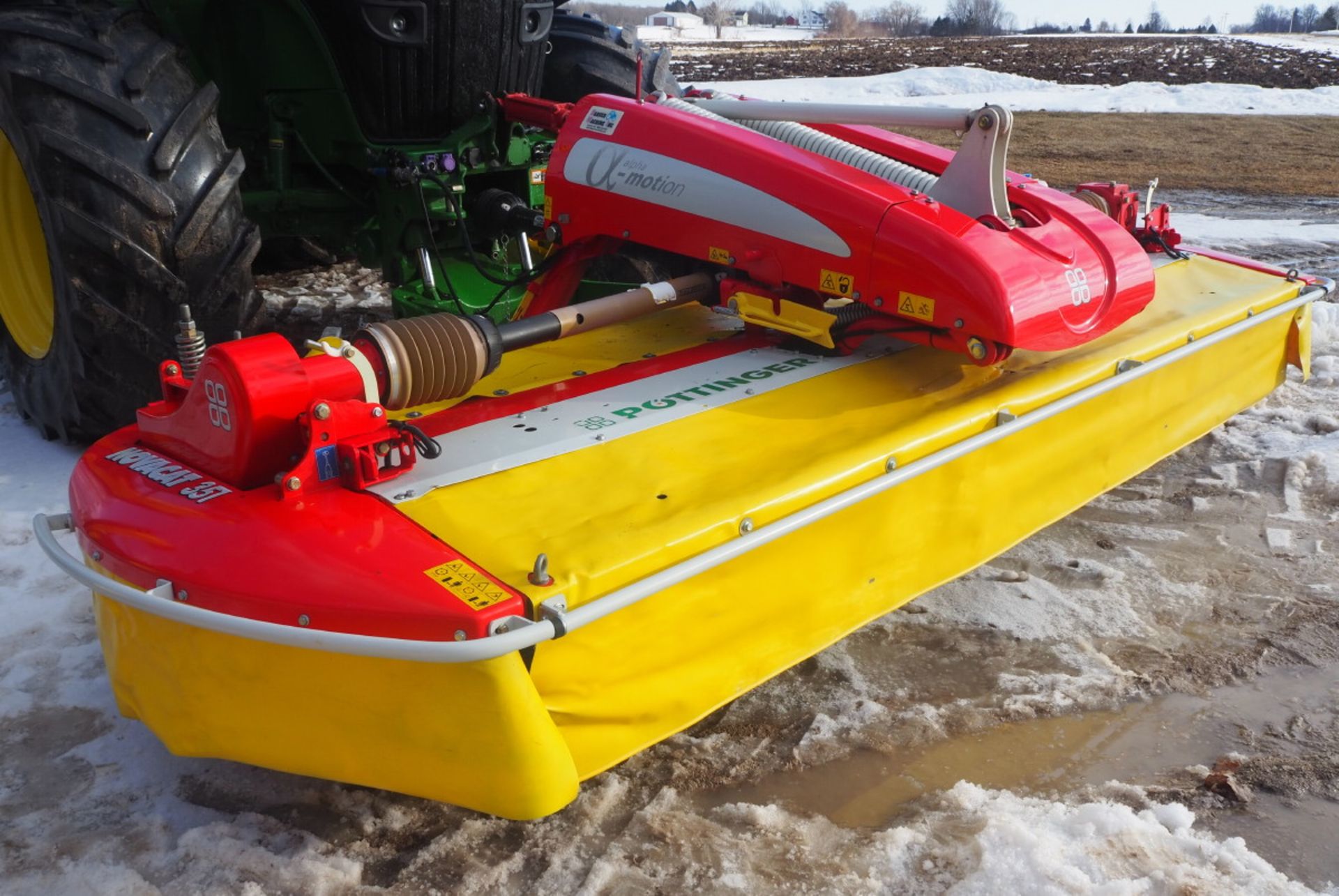 2015 POTTINGER TRIPLE MOWER NOVACAT V10 & 351 ALPH MOTION