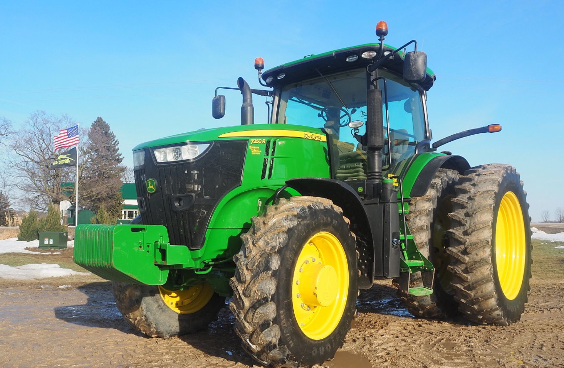 JOHN DEERE 7250 MFWD TRACTOR SN 1RW7250RVFD086281