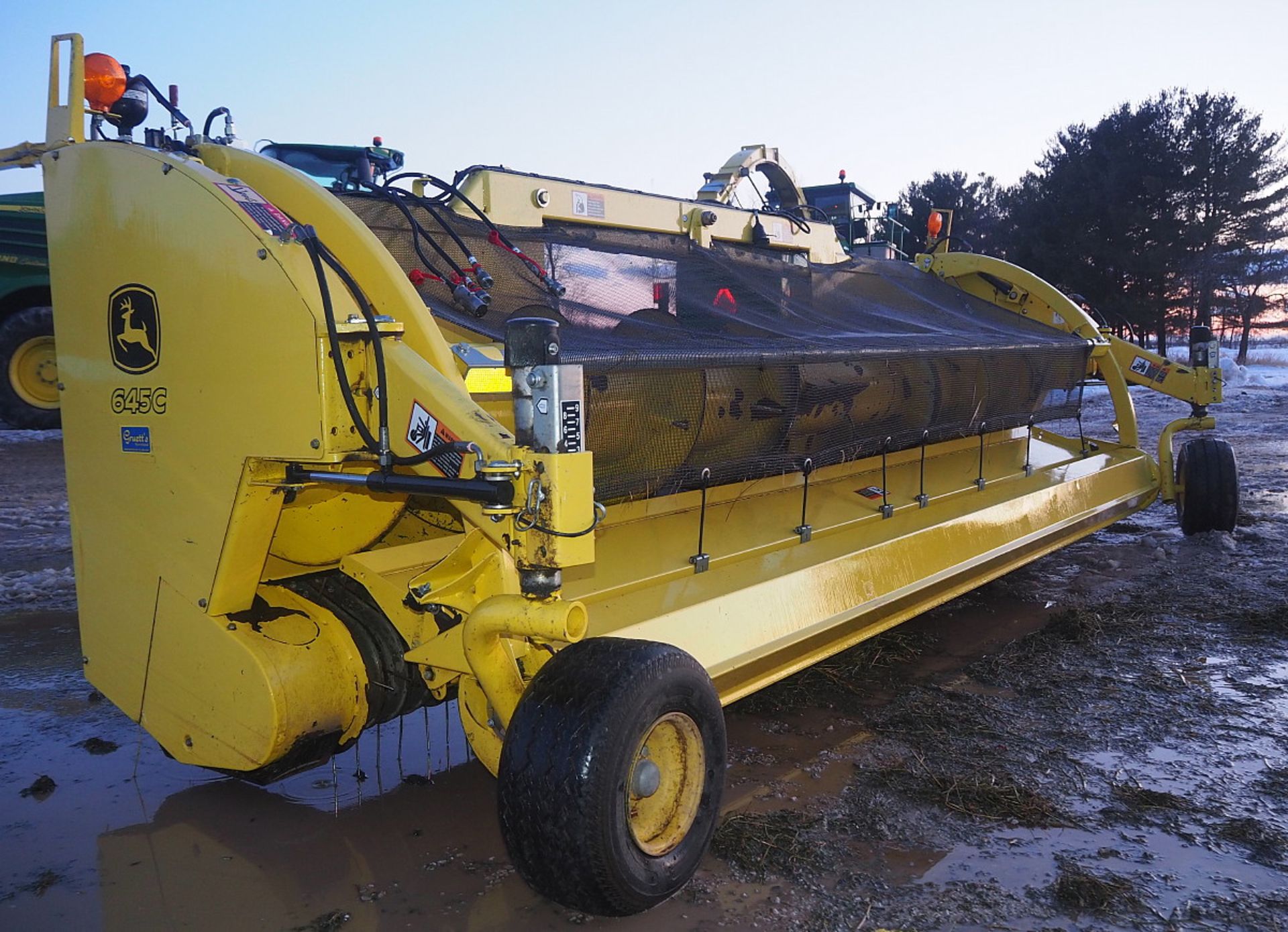 JOHN DEERE 645C HAY HEAD