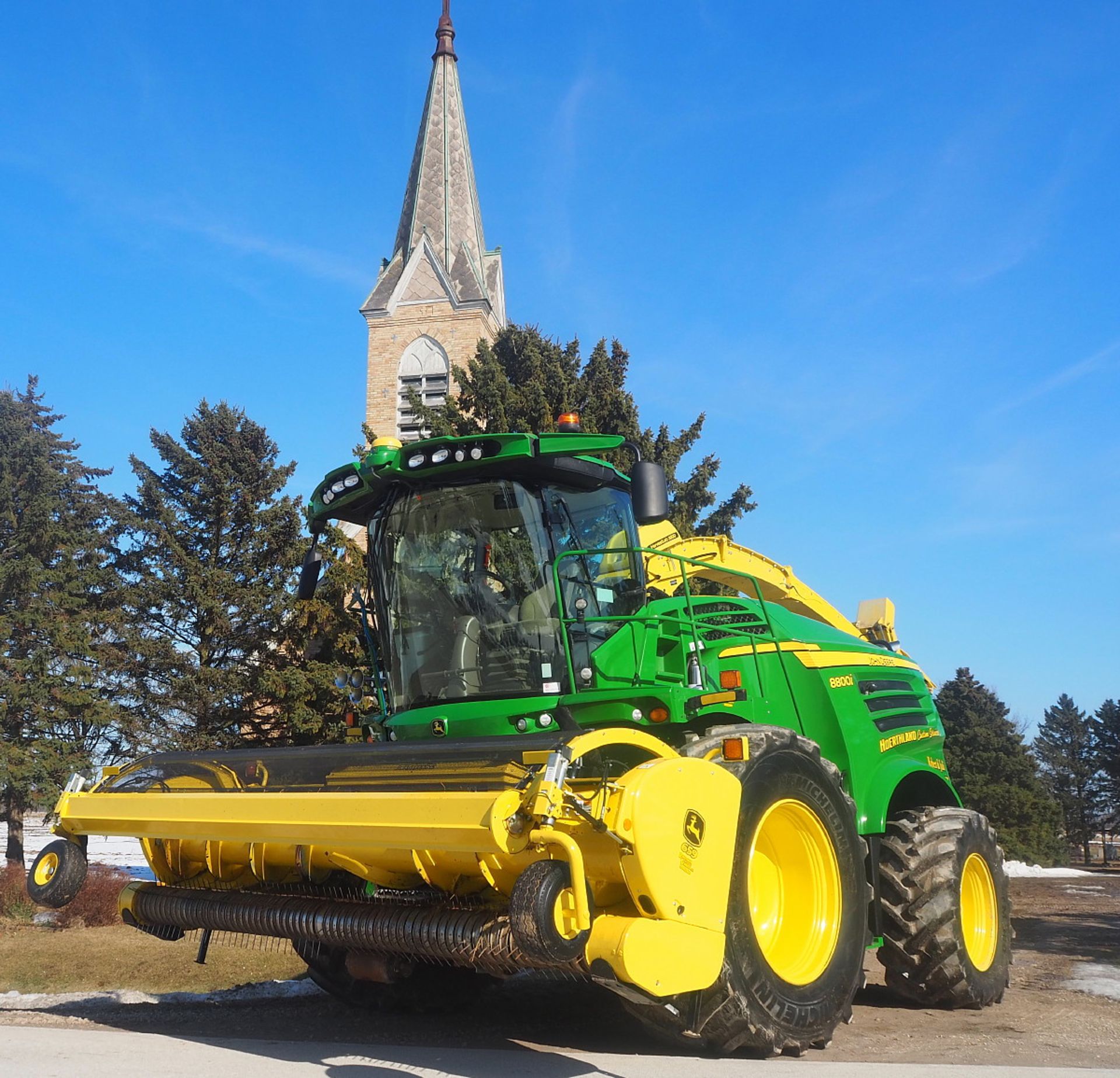 2017 JOHN DEERE 8800i FORAGE HARVESTER