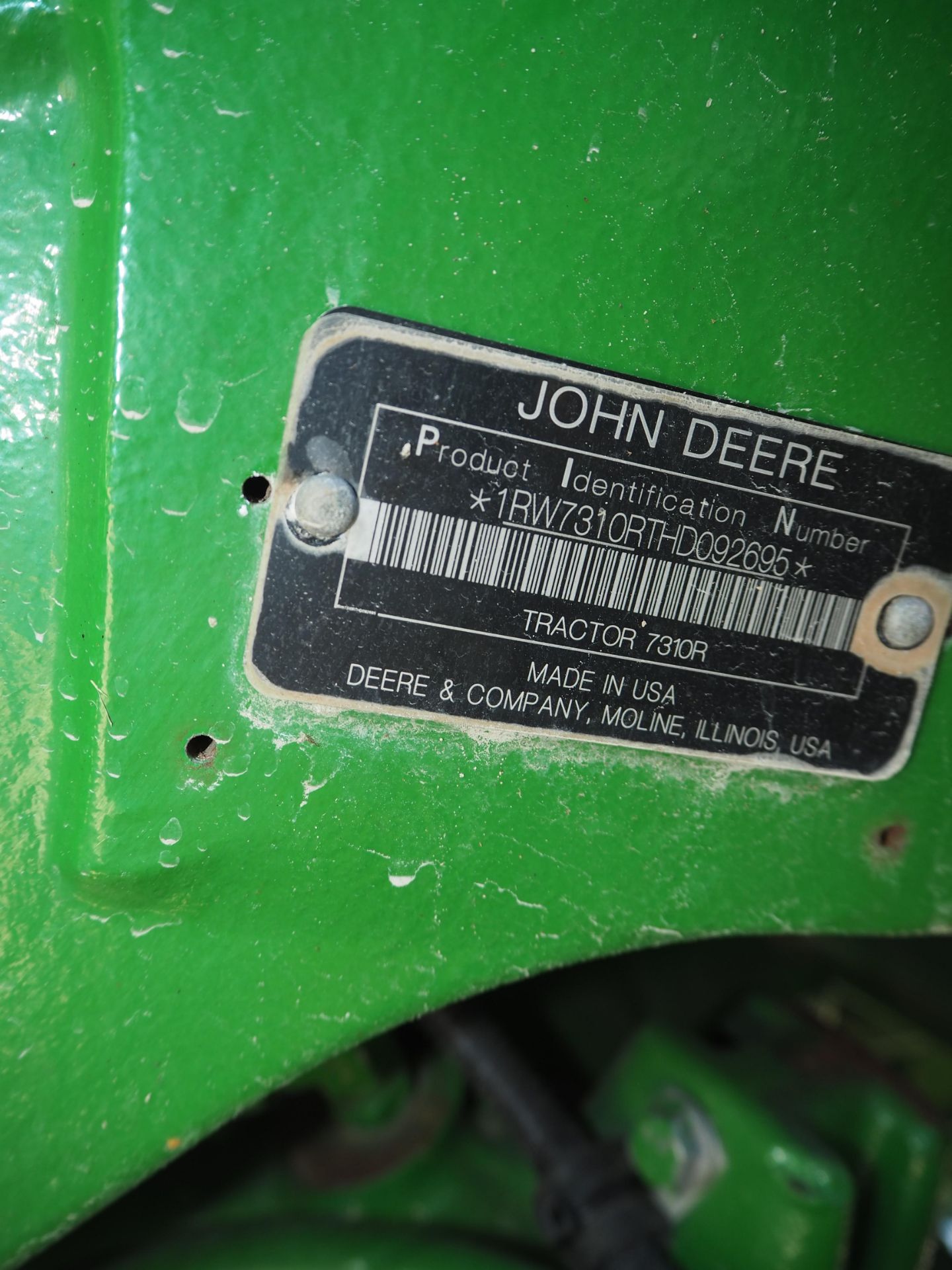 2017 JOHN DEERE 7310R MFWD TRACTOR SN:1RW7310R THD092695 - Image 3 of 12