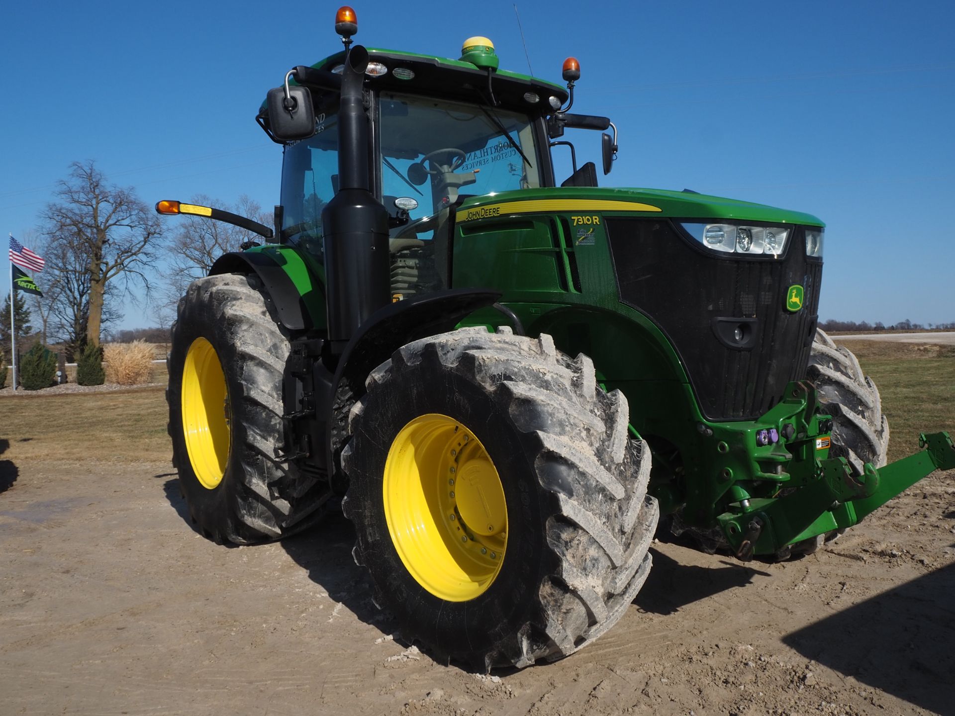 2017 JOHN DEERE 7310R MFWD TRACTOR SN:1RW7310R THD092695 - Image 2 of 12