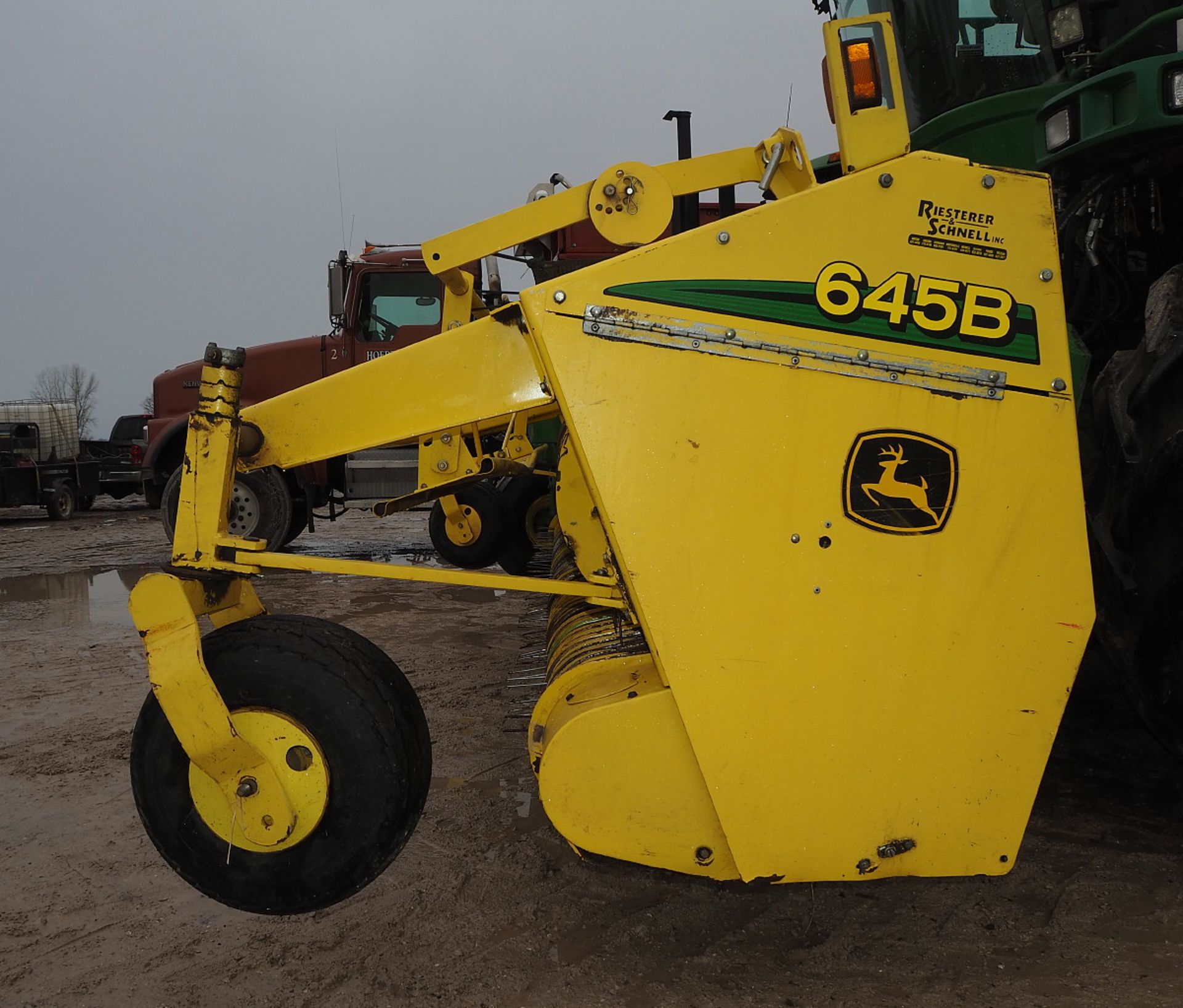 JOHN DEERE 645B HAY HEAD - Image 3 of 5