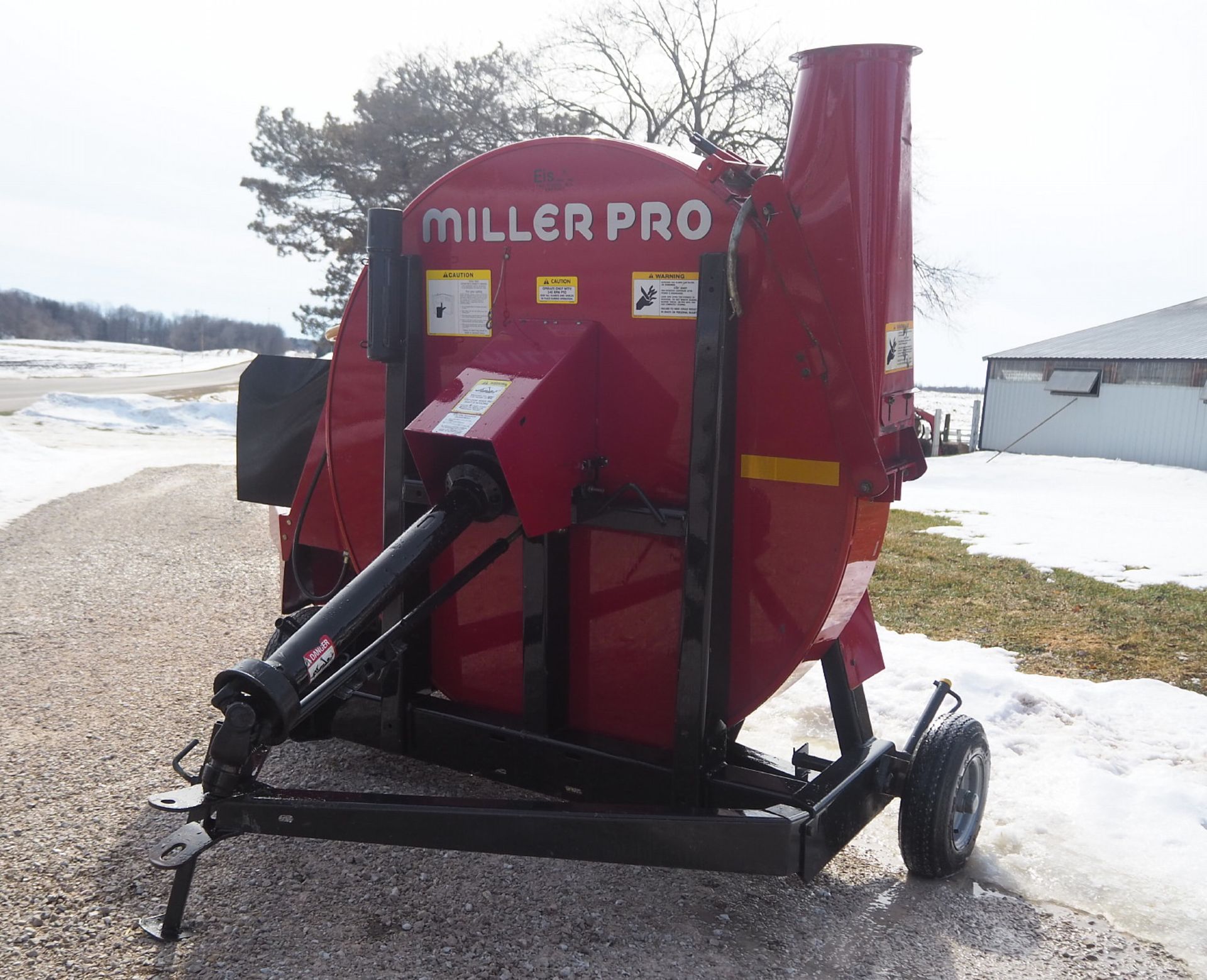 MILLER PRO 1060 SERIES II FORAGE BLOWER - Image 4 of 4