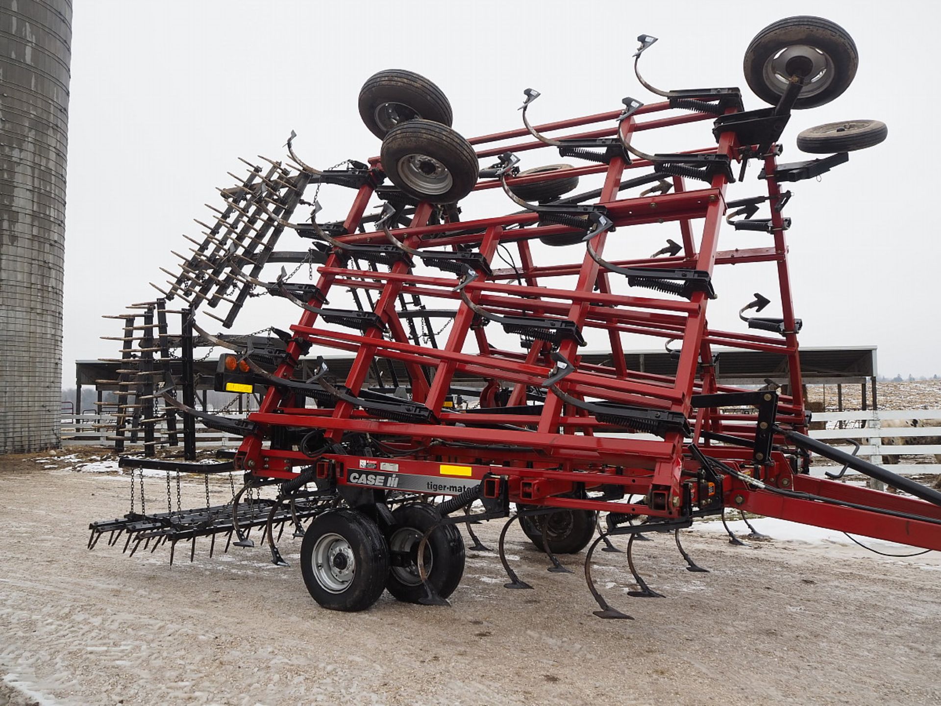 CASE IH TIGERMATE II 32' FIELD CULTIVATOR - Image 2 of 6