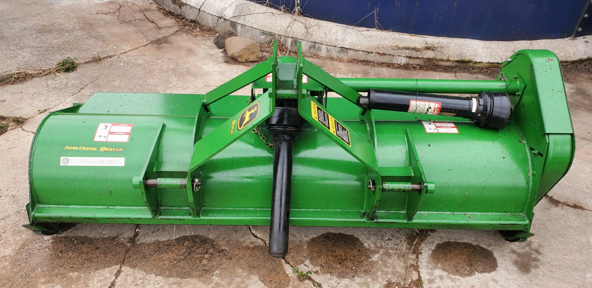 JOHN DEERE 370 FLAIL MOWER - Image 2 of 3