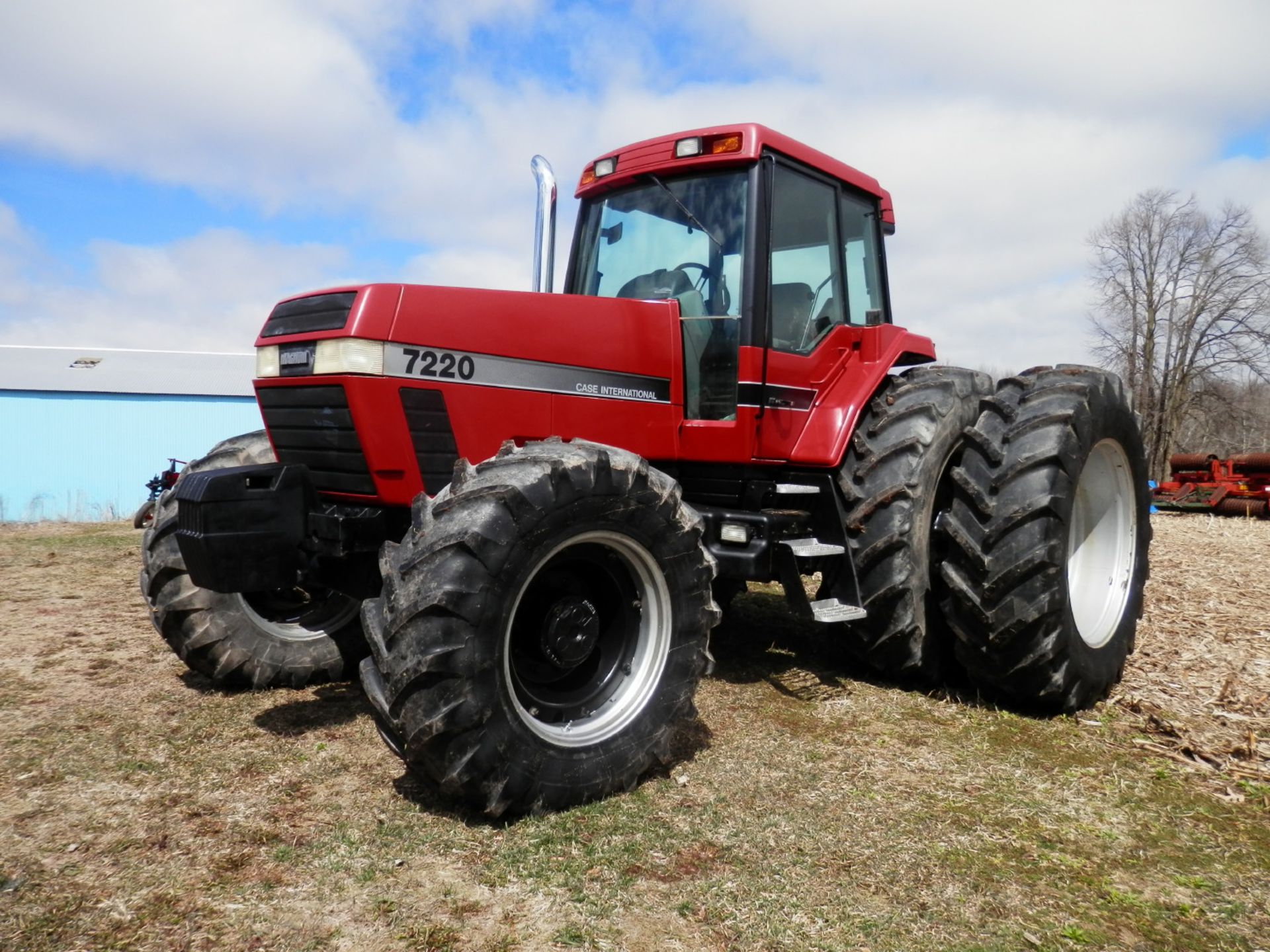 CIH 7220 MFWD TRACTOR, SN 60192